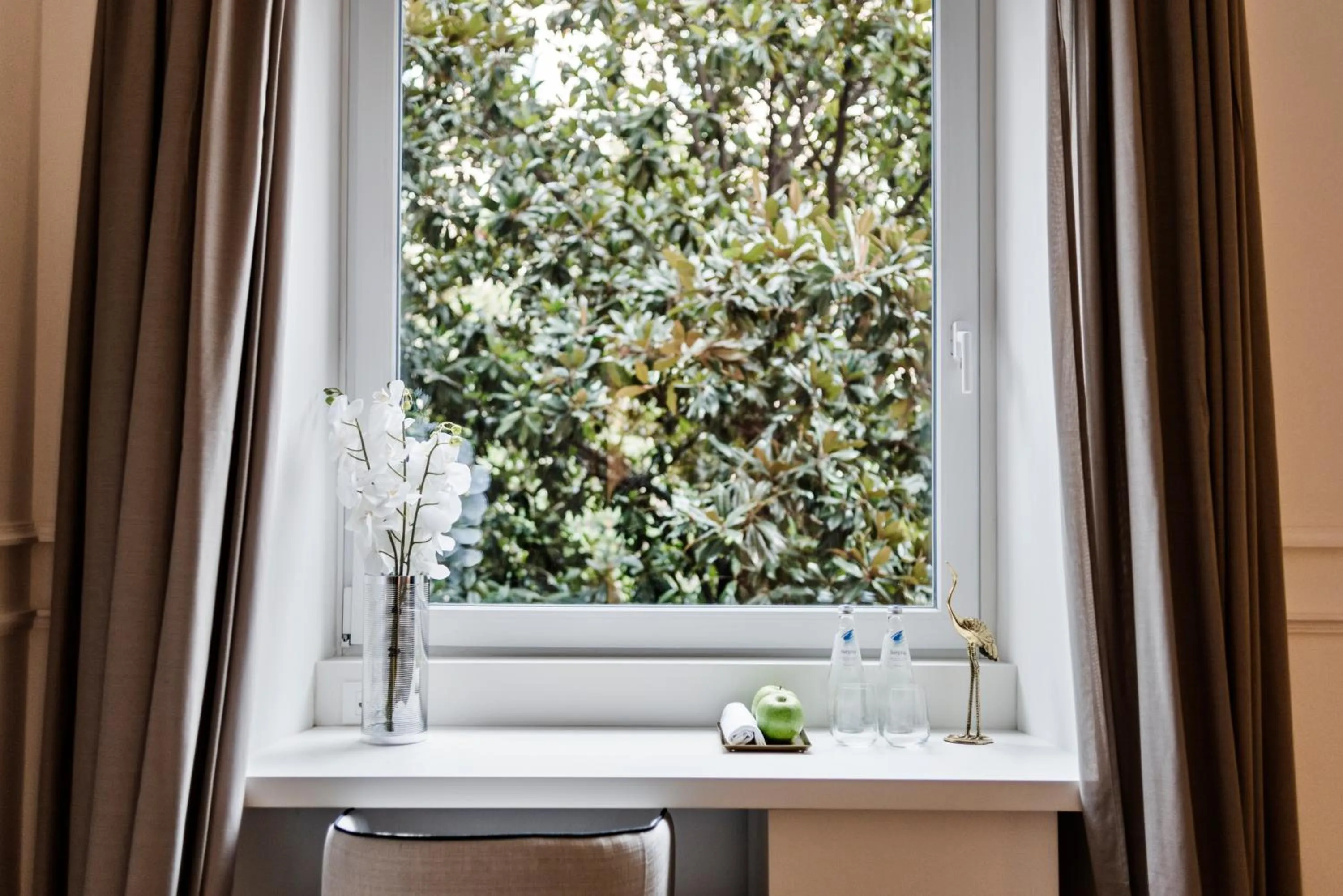 Decorative detail in The Shire Hotel