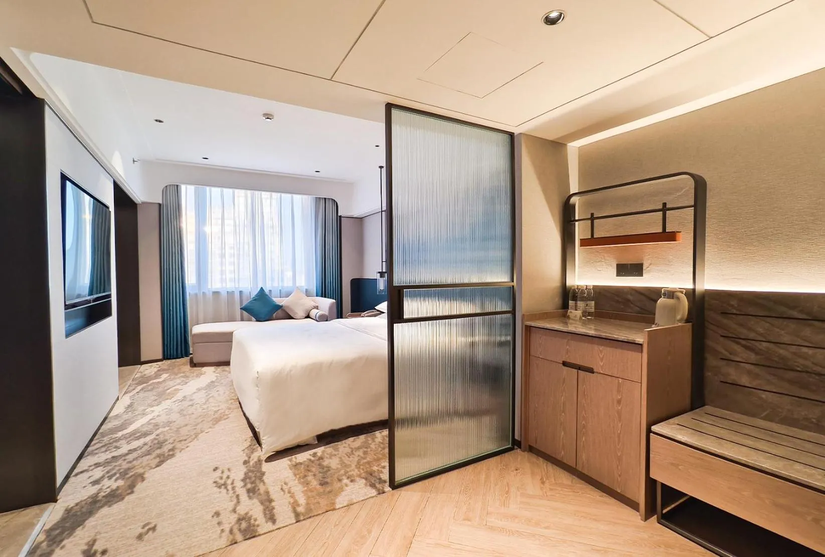 Photo of the whole room, Bed in Hotel Landmark Canton