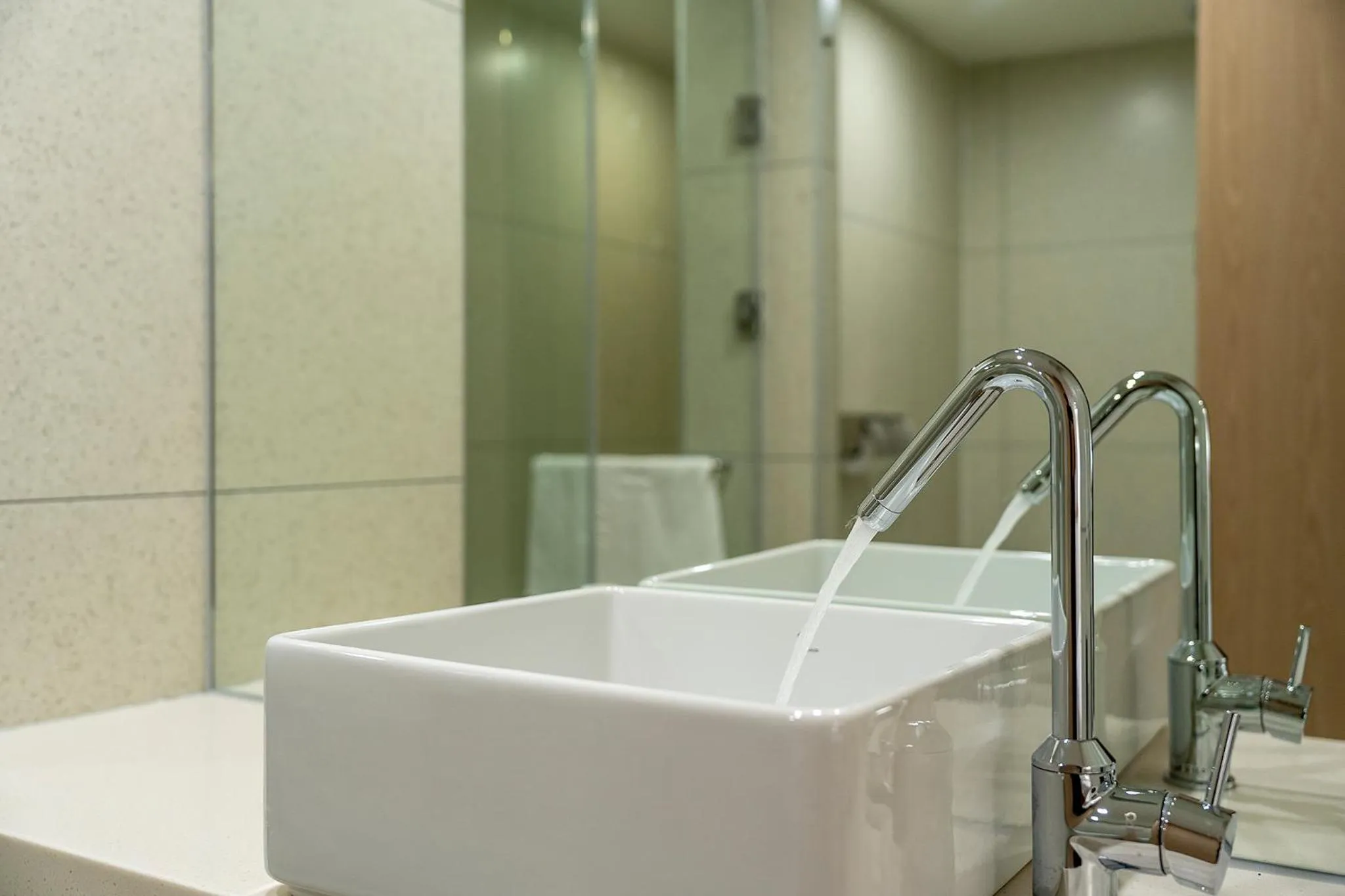 Bathroom in Busan H-AVENUE Hotel Seomyeon Station