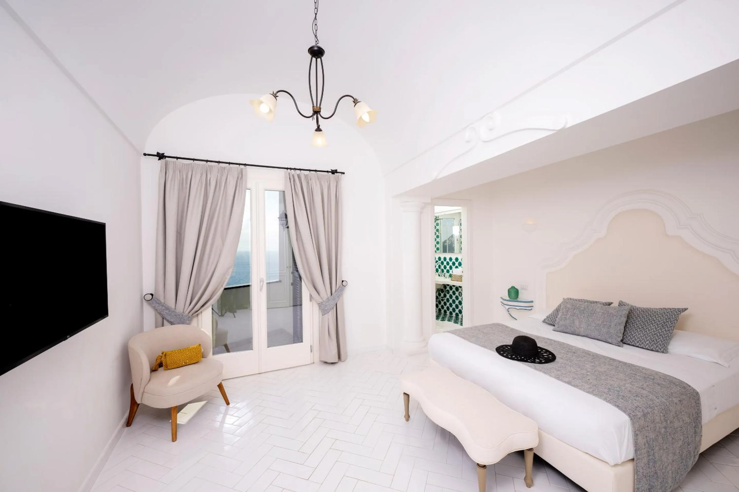 Bed in Alcione Residence