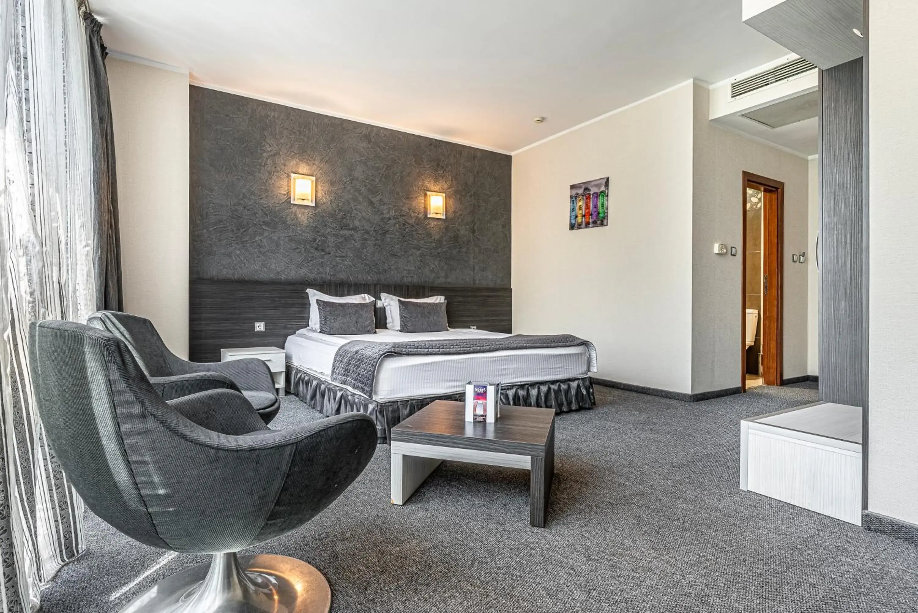 Deluxe Double Room in Hotel Noris Deluxe Double Room in Hotel Noris