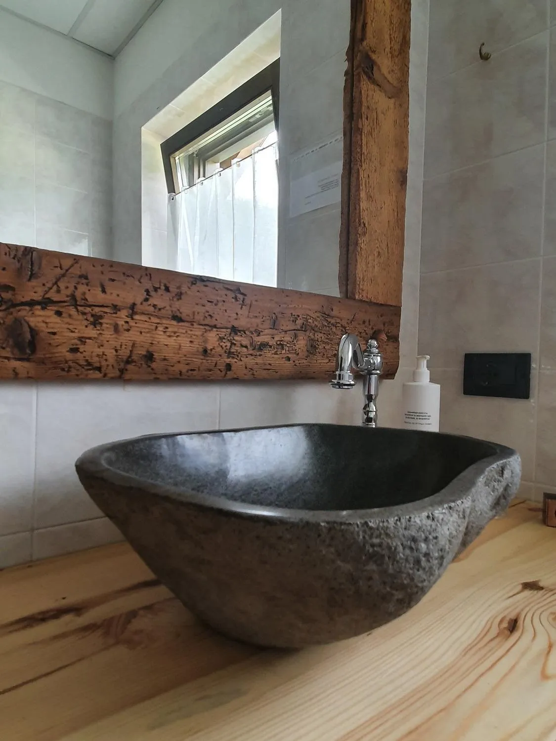 Bathroom in Hotel Canada