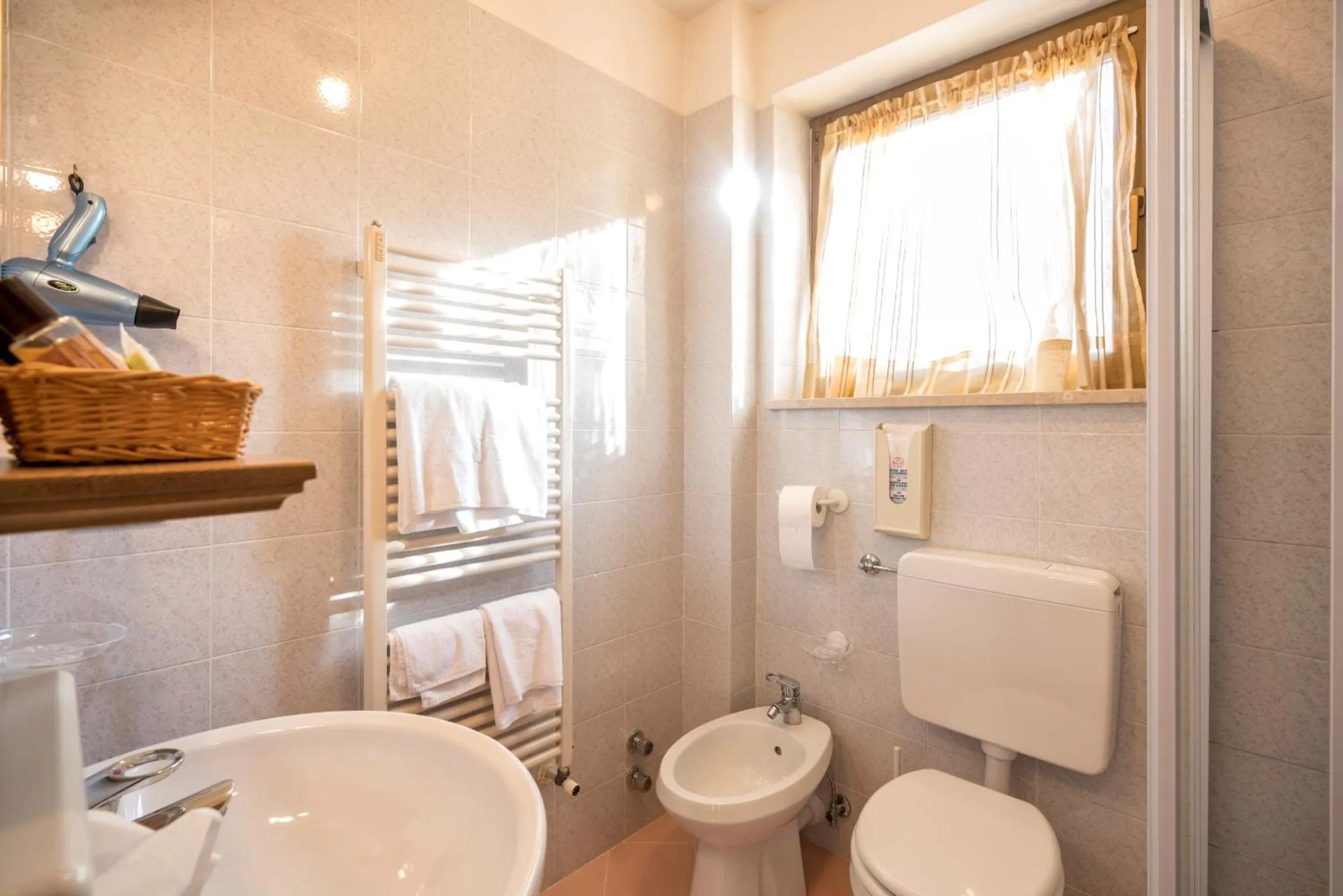 Bathroom in Hotel Canada