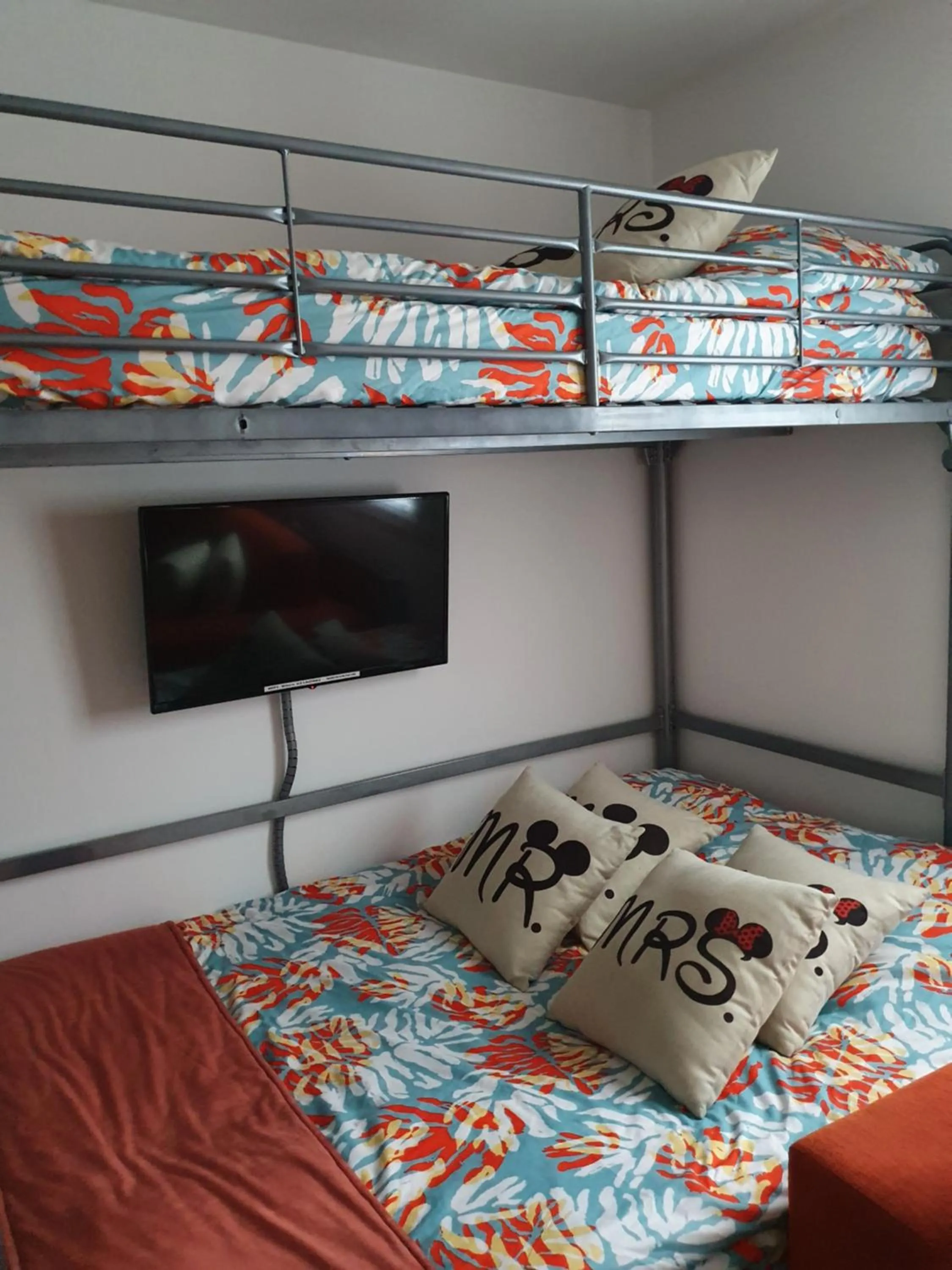 bunk bed, Bed in chez christian&astrid Next to Disneyland Paris