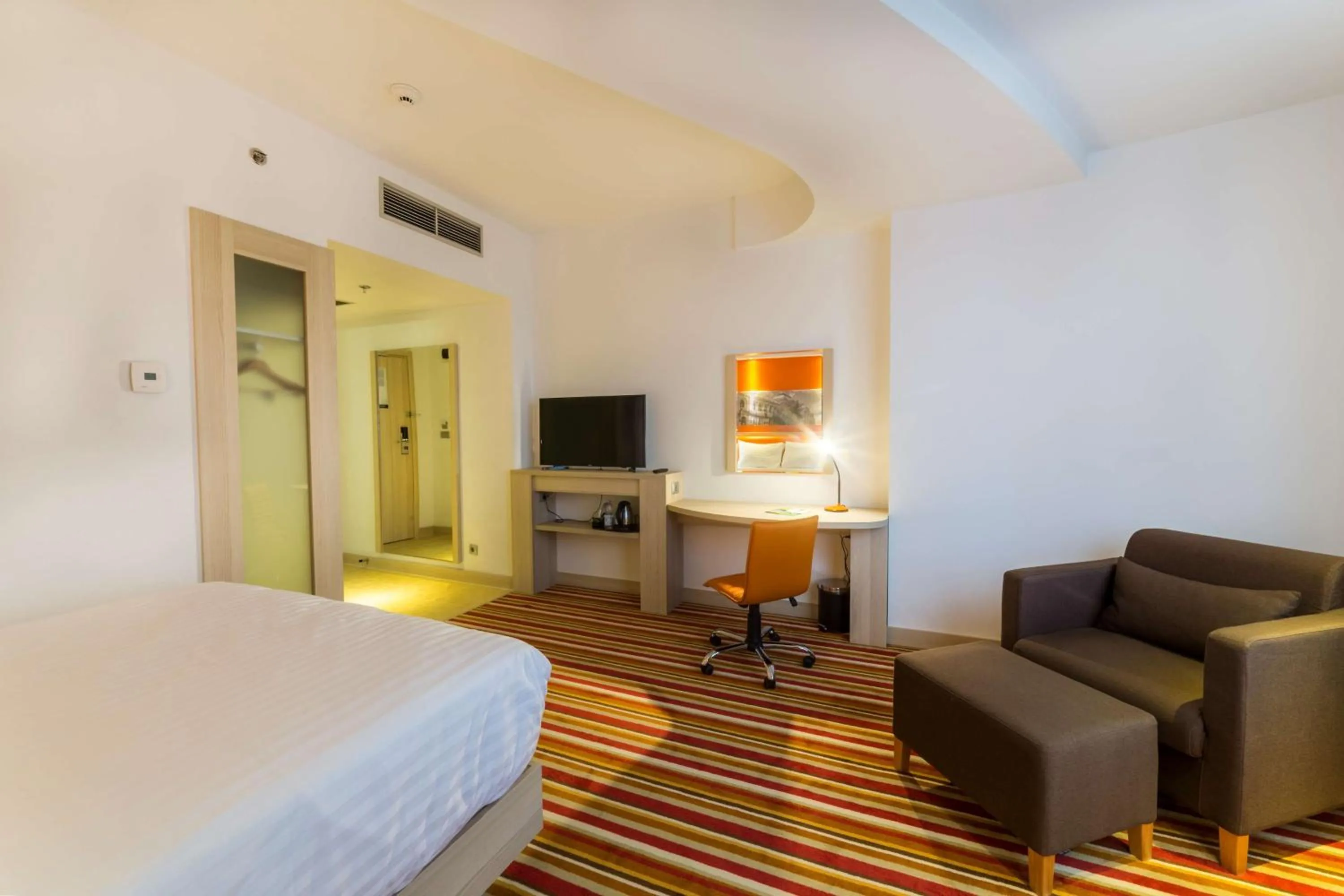 Bedroom, Bed in Hampton By Hilton Iasi