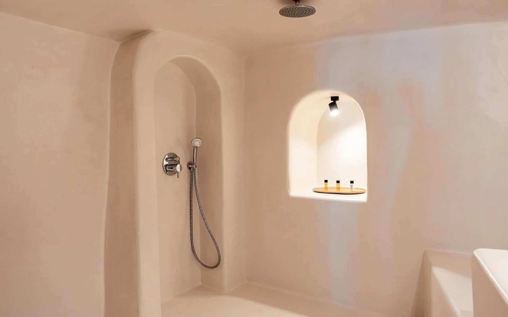 Shower in Mirabo Villas