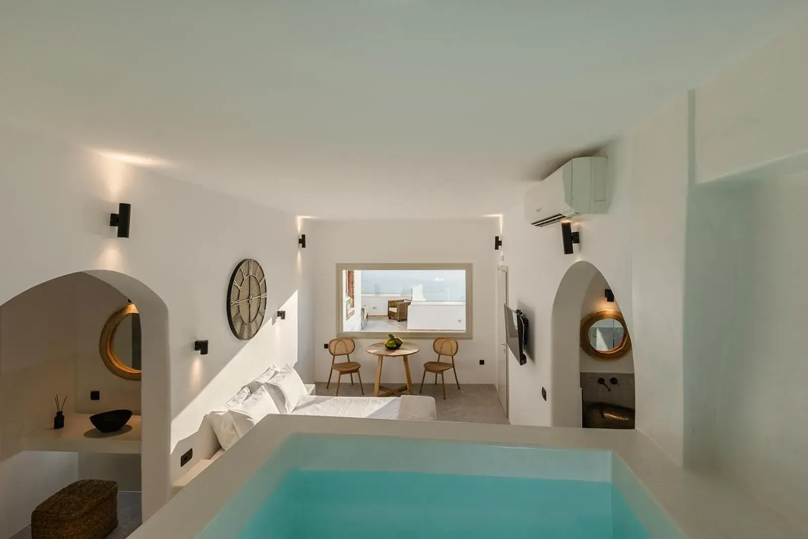 Superior Suite with Caldera View & Indoor Hot Tub in Mirabo Villas Superior Suite with Caldera View & Indoor Hot Tub in Mirabo Villas