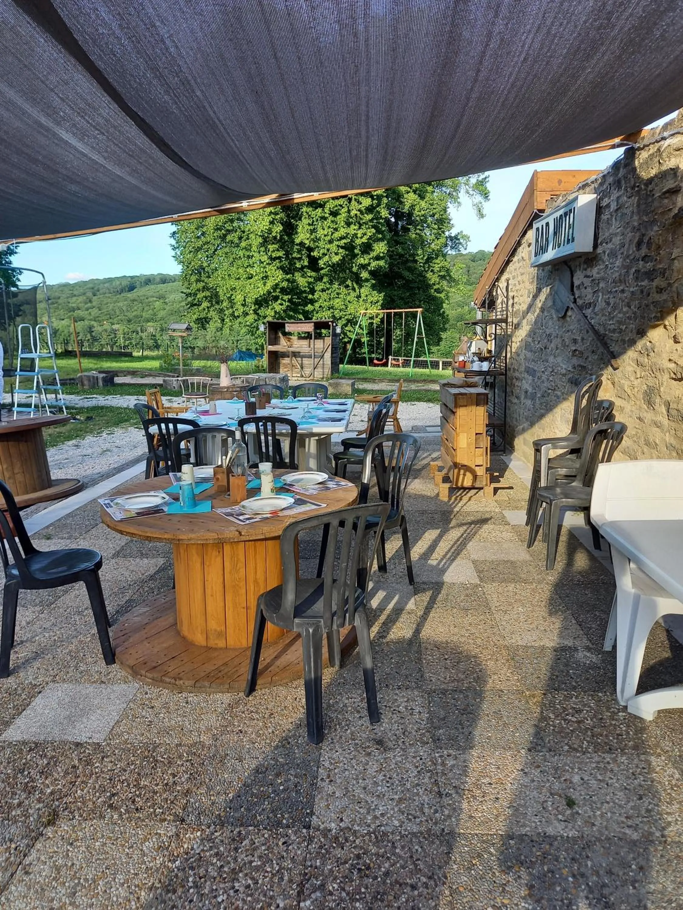 Patio in Domaine de Fontenelay