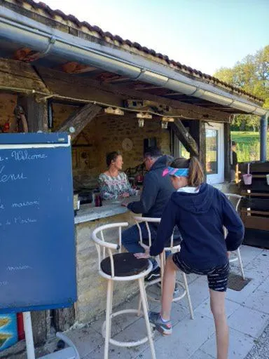 Kitchen or kitchenette in Domaine de Fontenelay