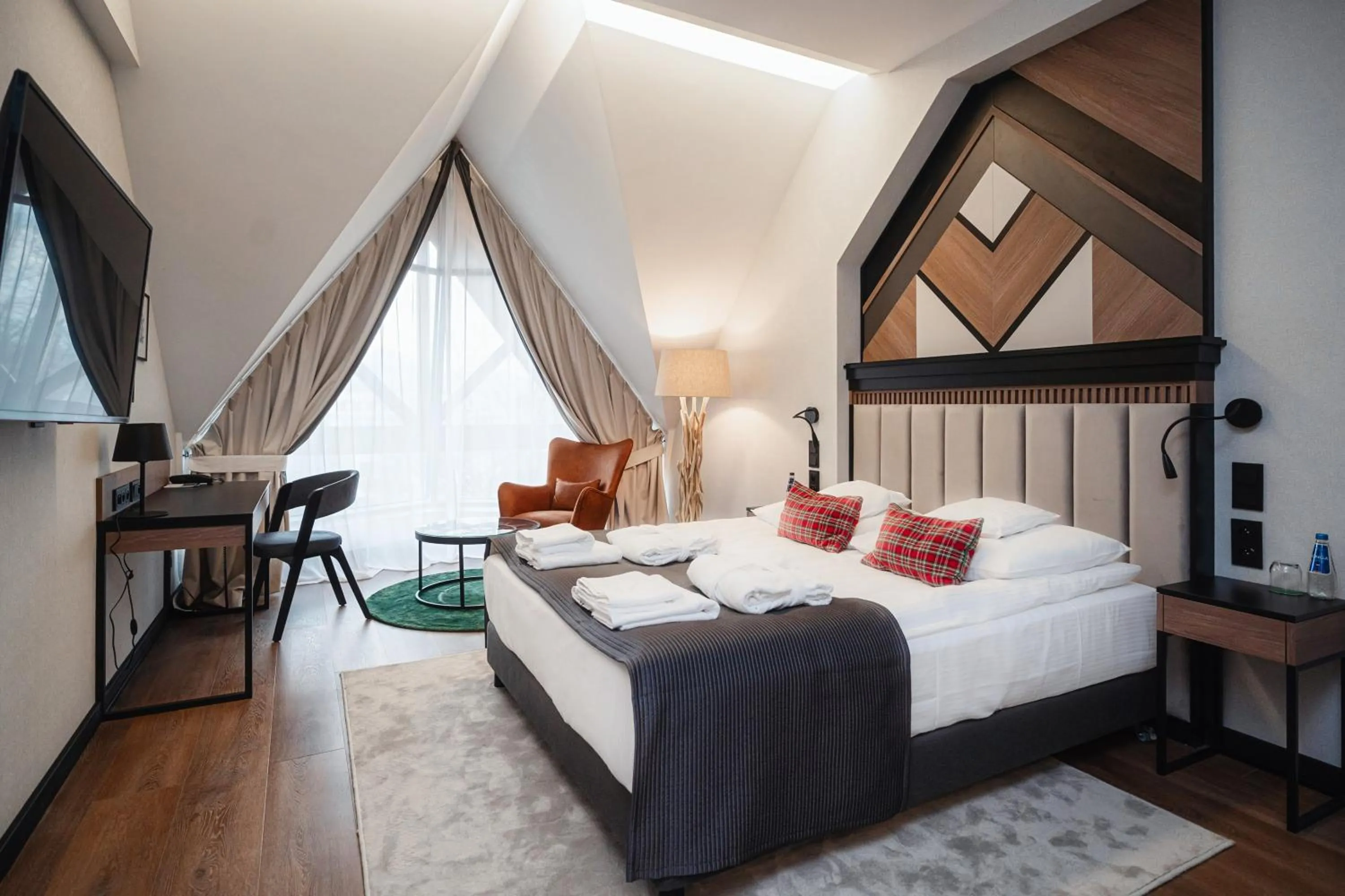 Photo of the whole room, Bed in Rysy Boutique Hotel