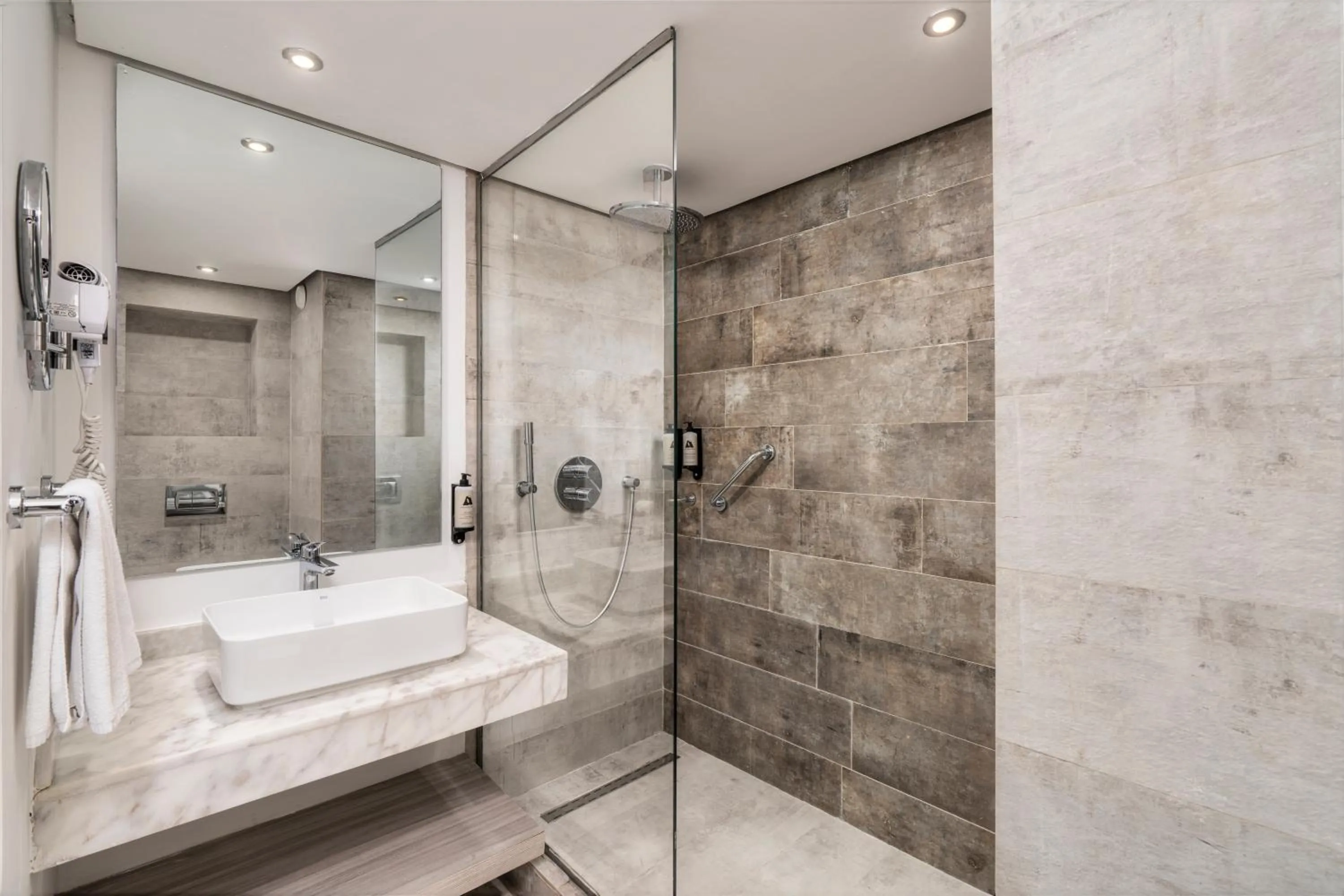 Bathroom in Jaal Riad Resort Adults Only