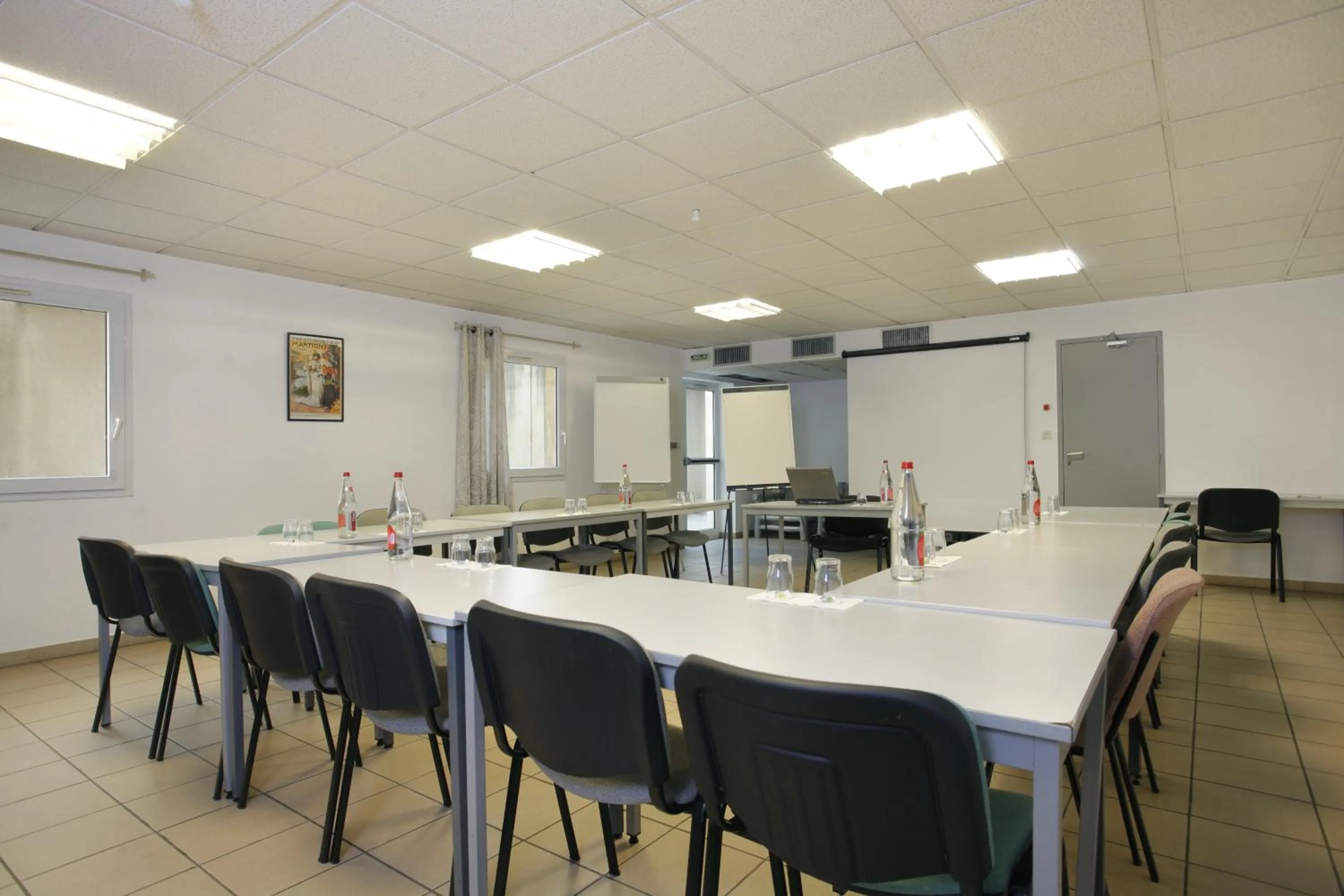 Business facilities in The Originals City, Hôtel La Belle Étape, Brignoles