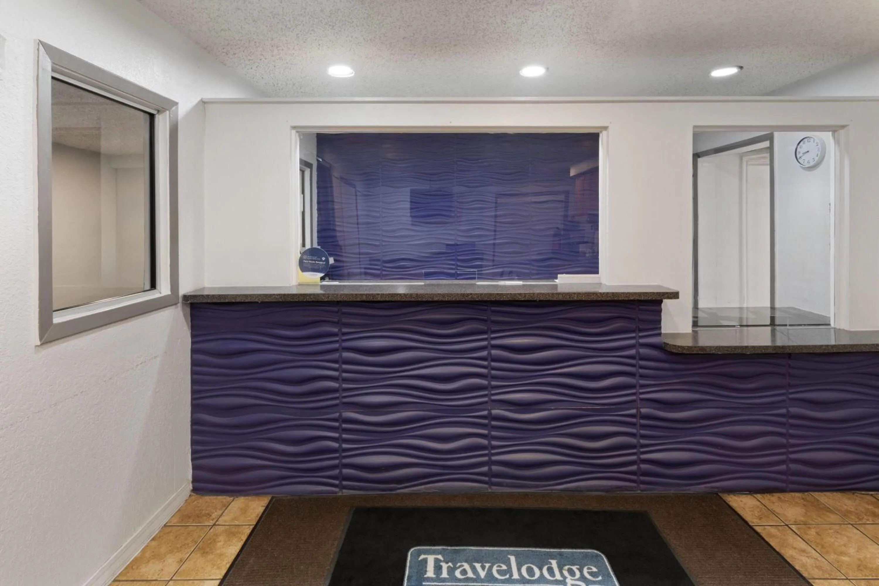 Lobby or reception in Travelodge by Wyndham New Braunfels
