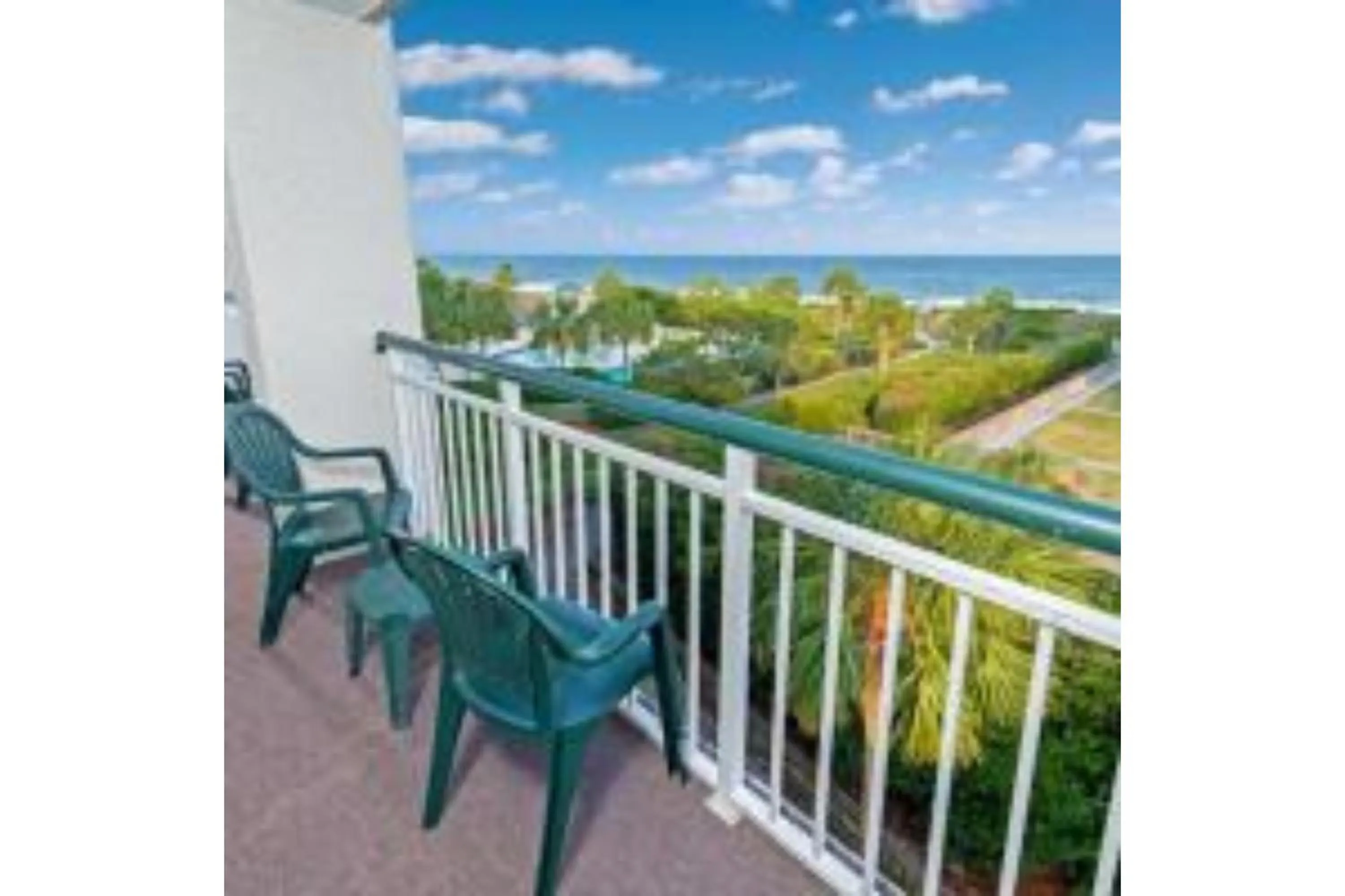 Balcony/Terrace in Litchfield Beach & Golf Resort