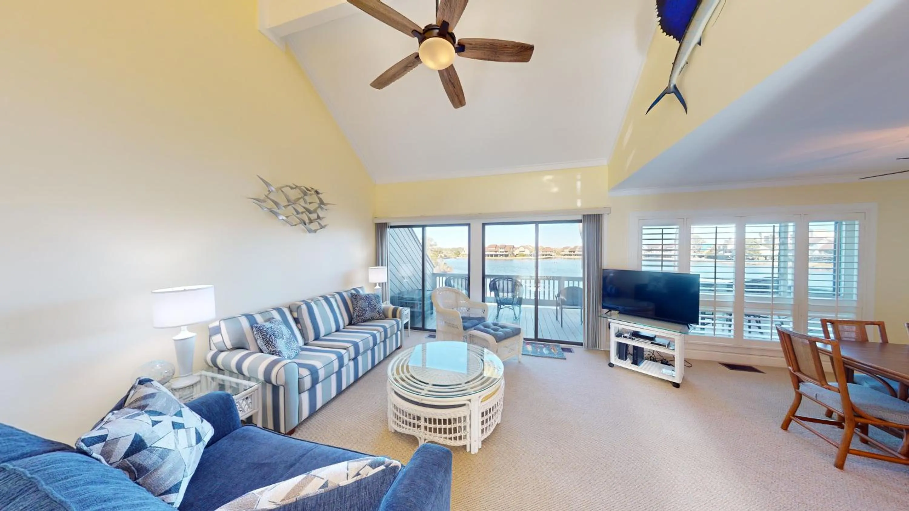 Living room in Litchfield Beach & Golf Resort