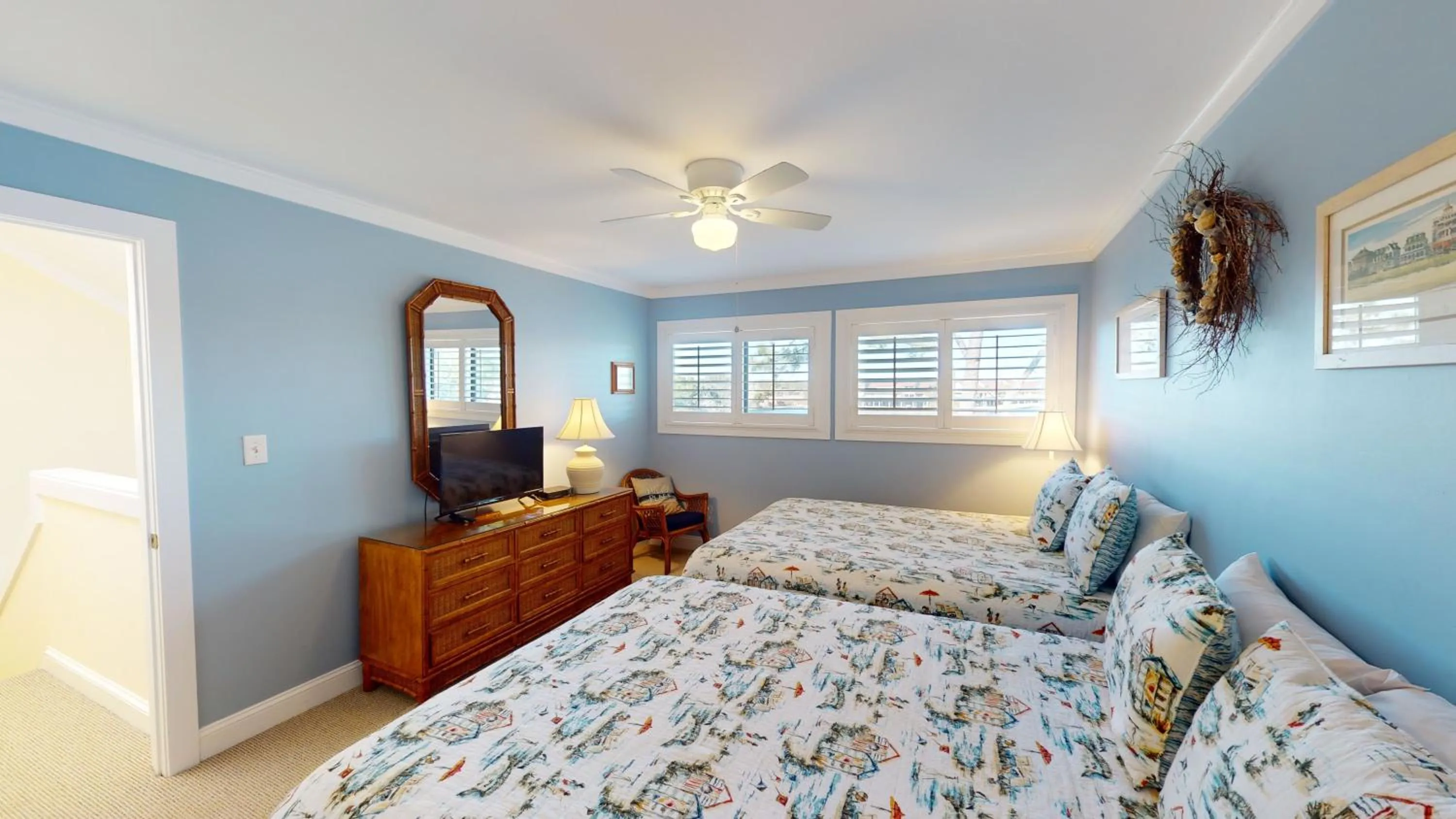 Bedroom, Bed in Litchfield Beach & Golf Resort
