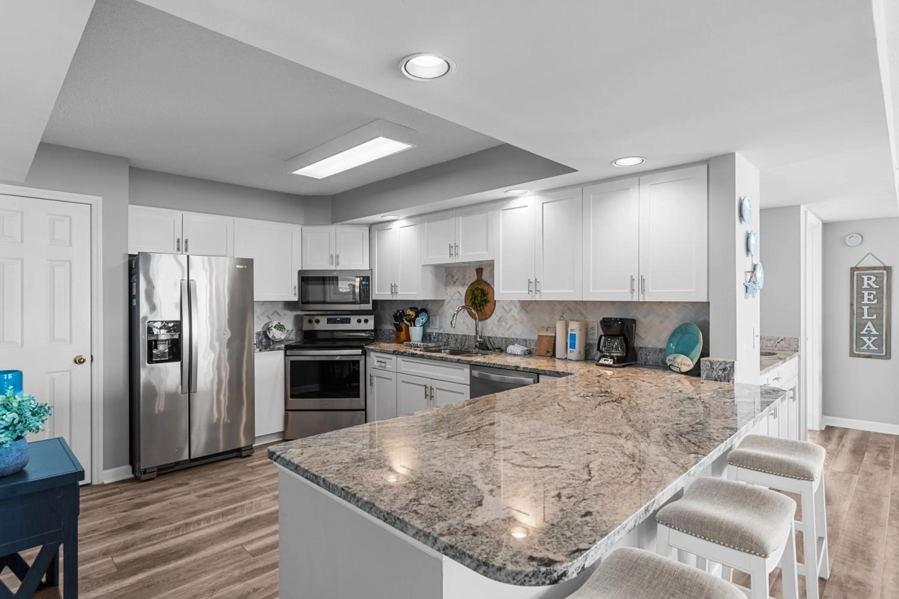 Kitchen or kitchenette in Litchfield Beach & Golf Resort
