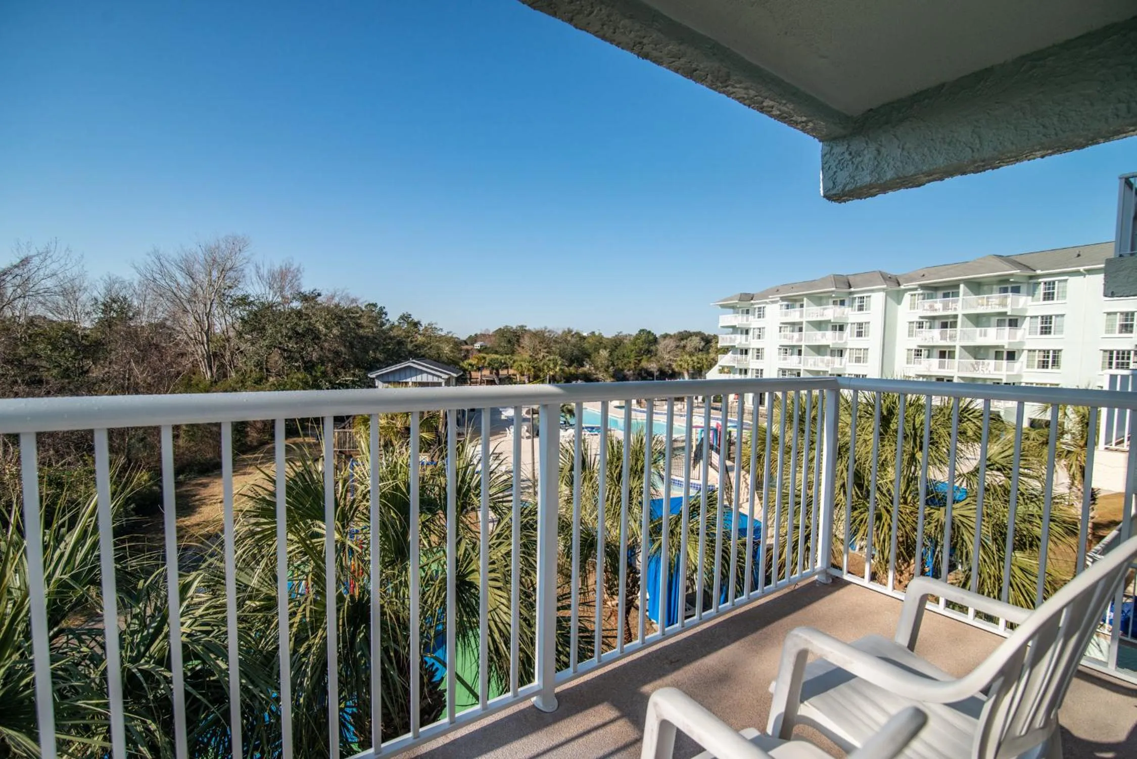 Balcony/Terrace in Litchfield Beach & Golf Resort