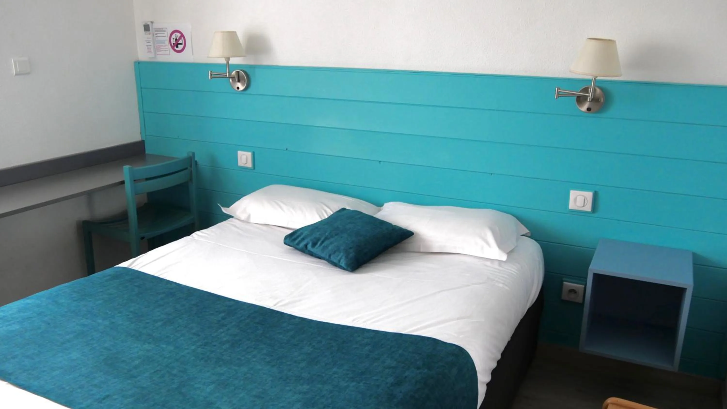 Bed in Hôtel Restaurant du Lac