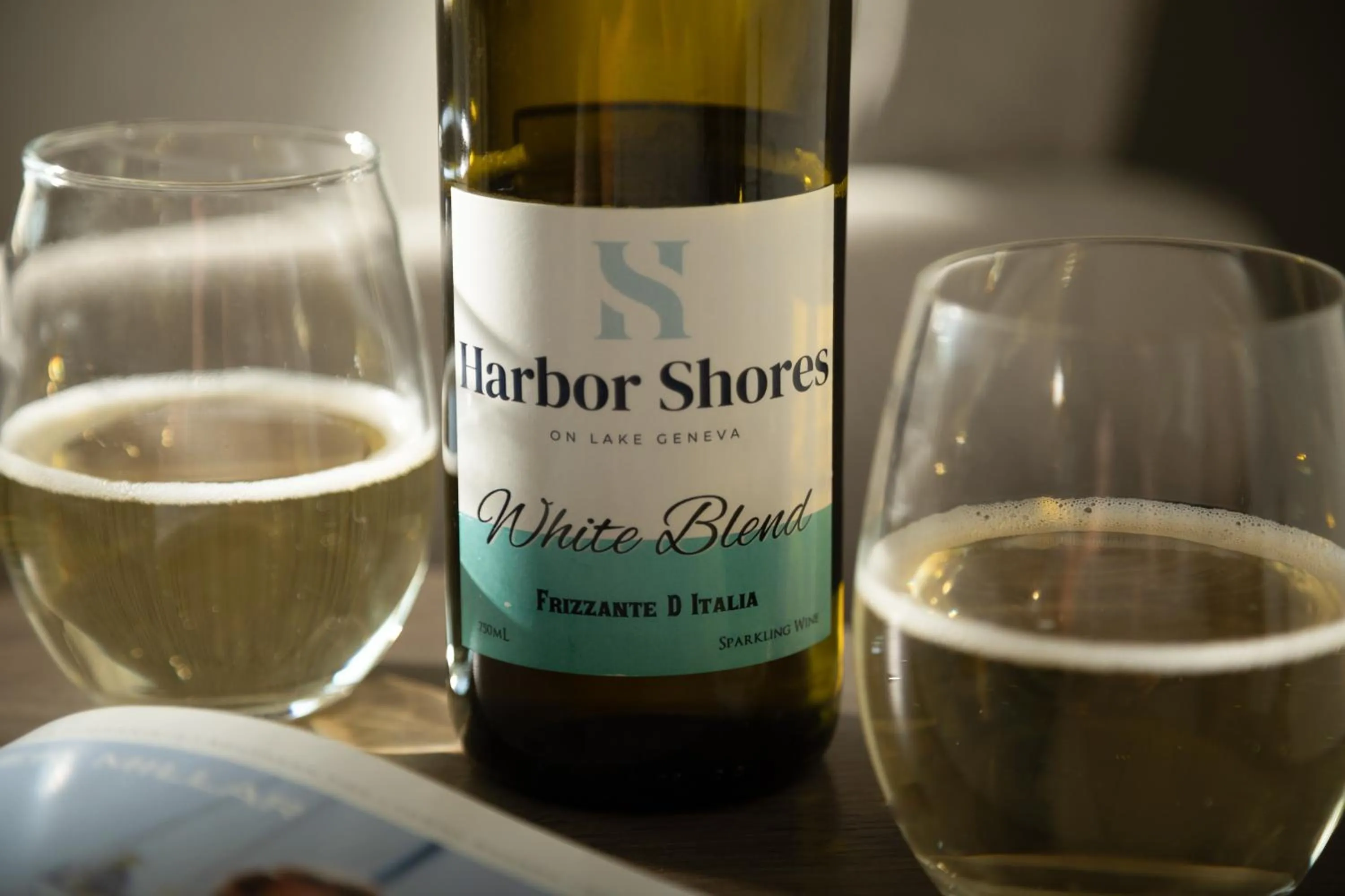 Alcoholic drinks in Harbor Shores on Lake Geneva