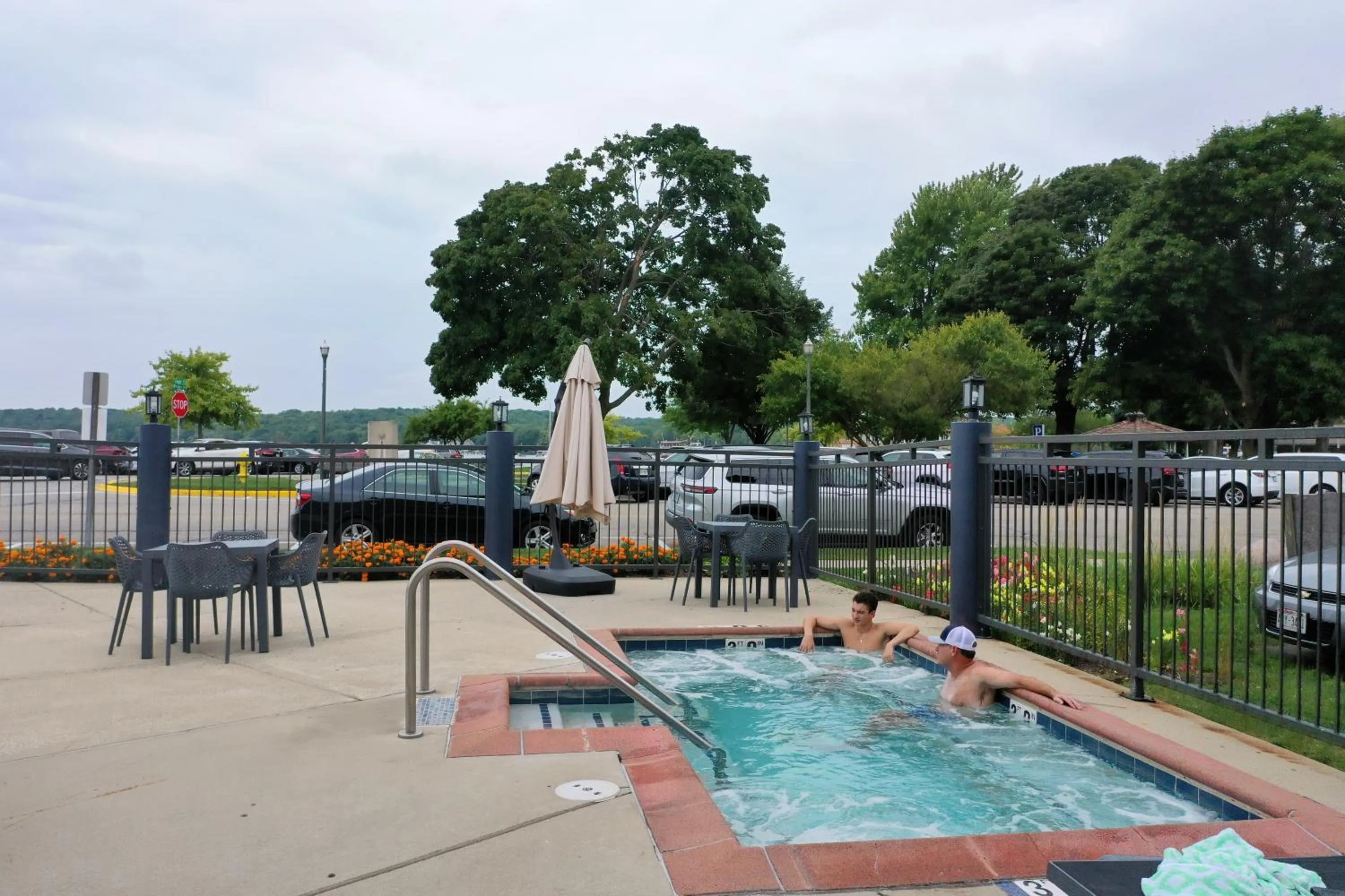 Hot Tub in Harbor Shores on Lake Geneva