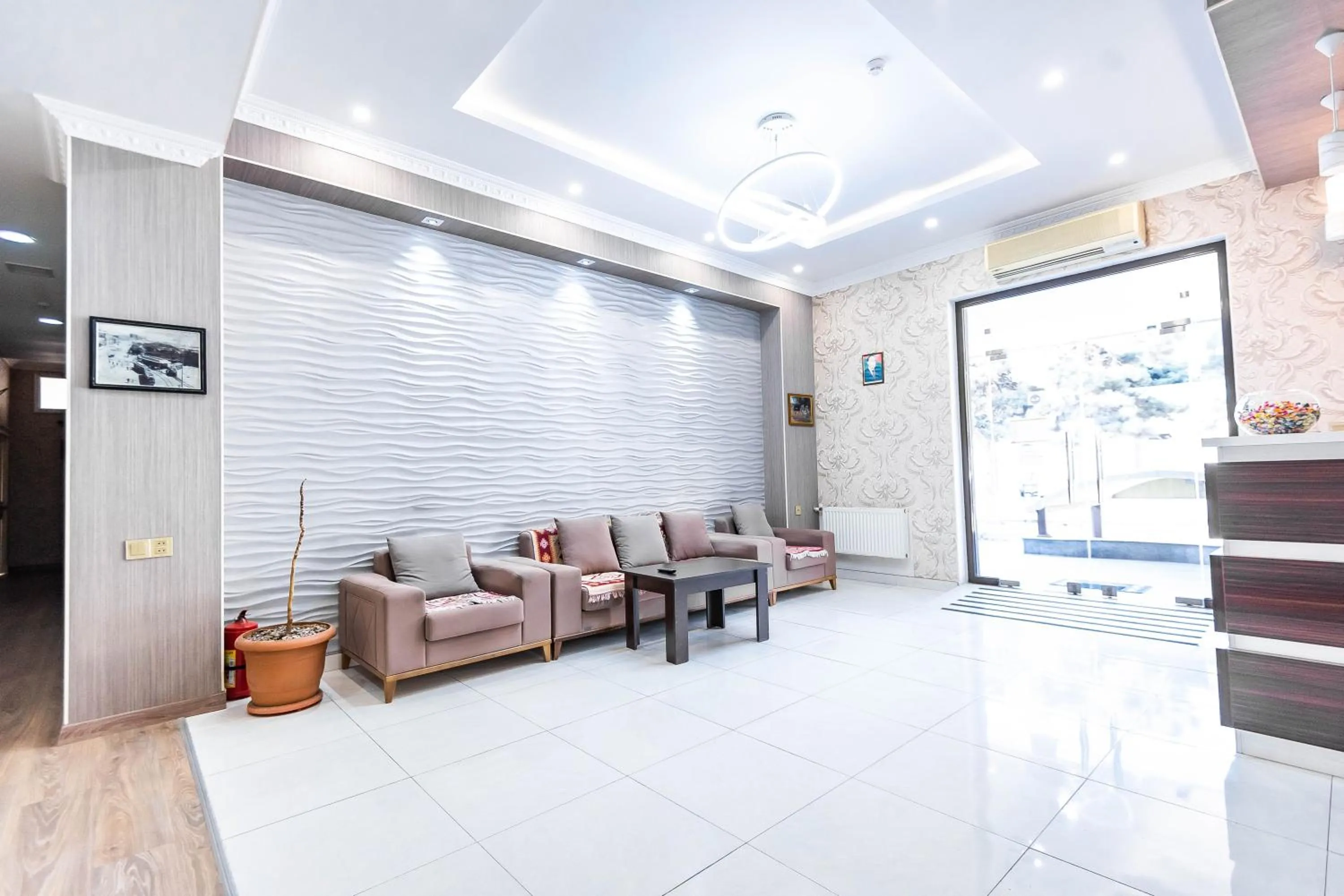 Lobby or reception in Damla Hotel Baku