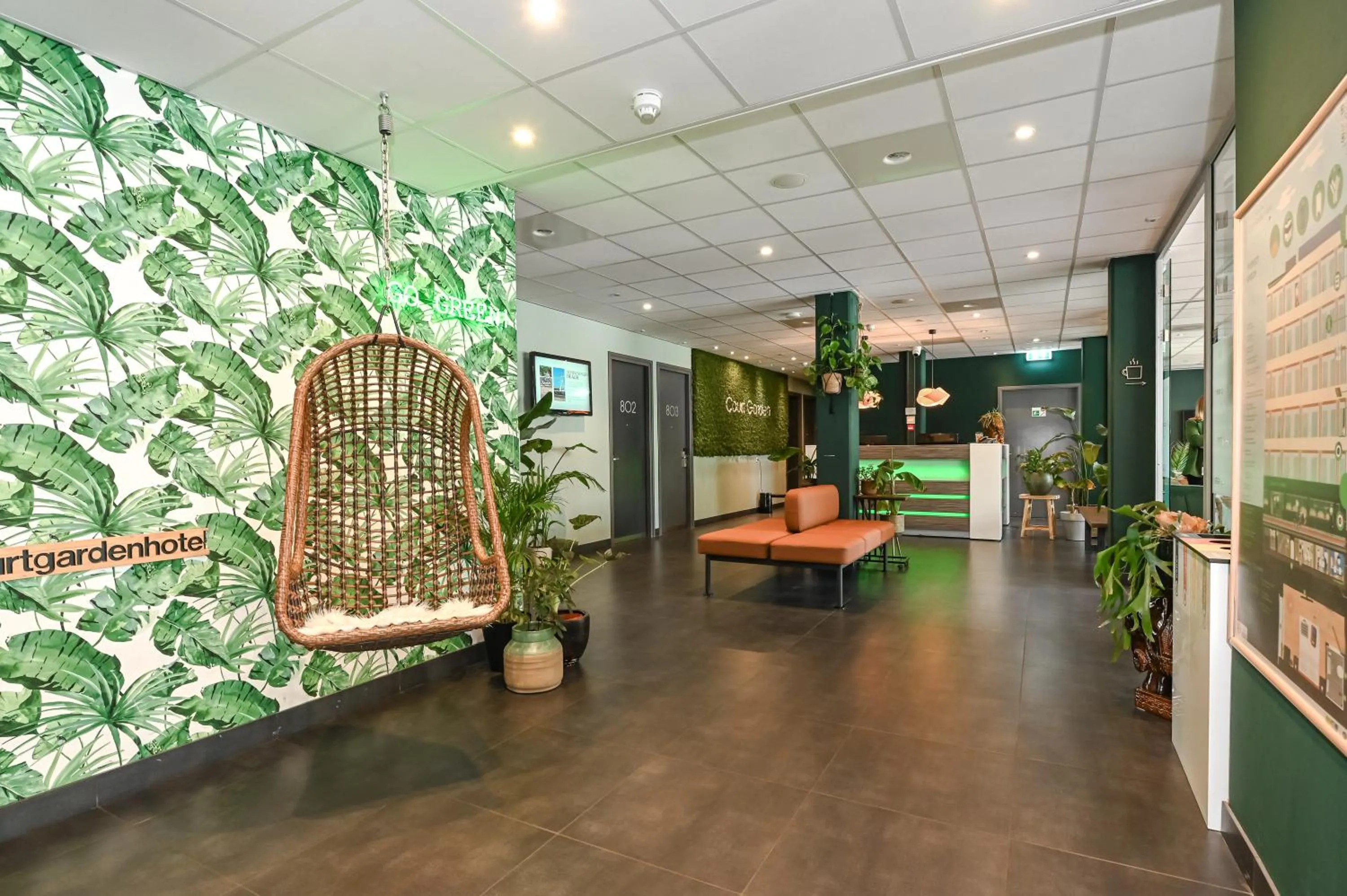 Lobby or reception in Court Garden Hotel