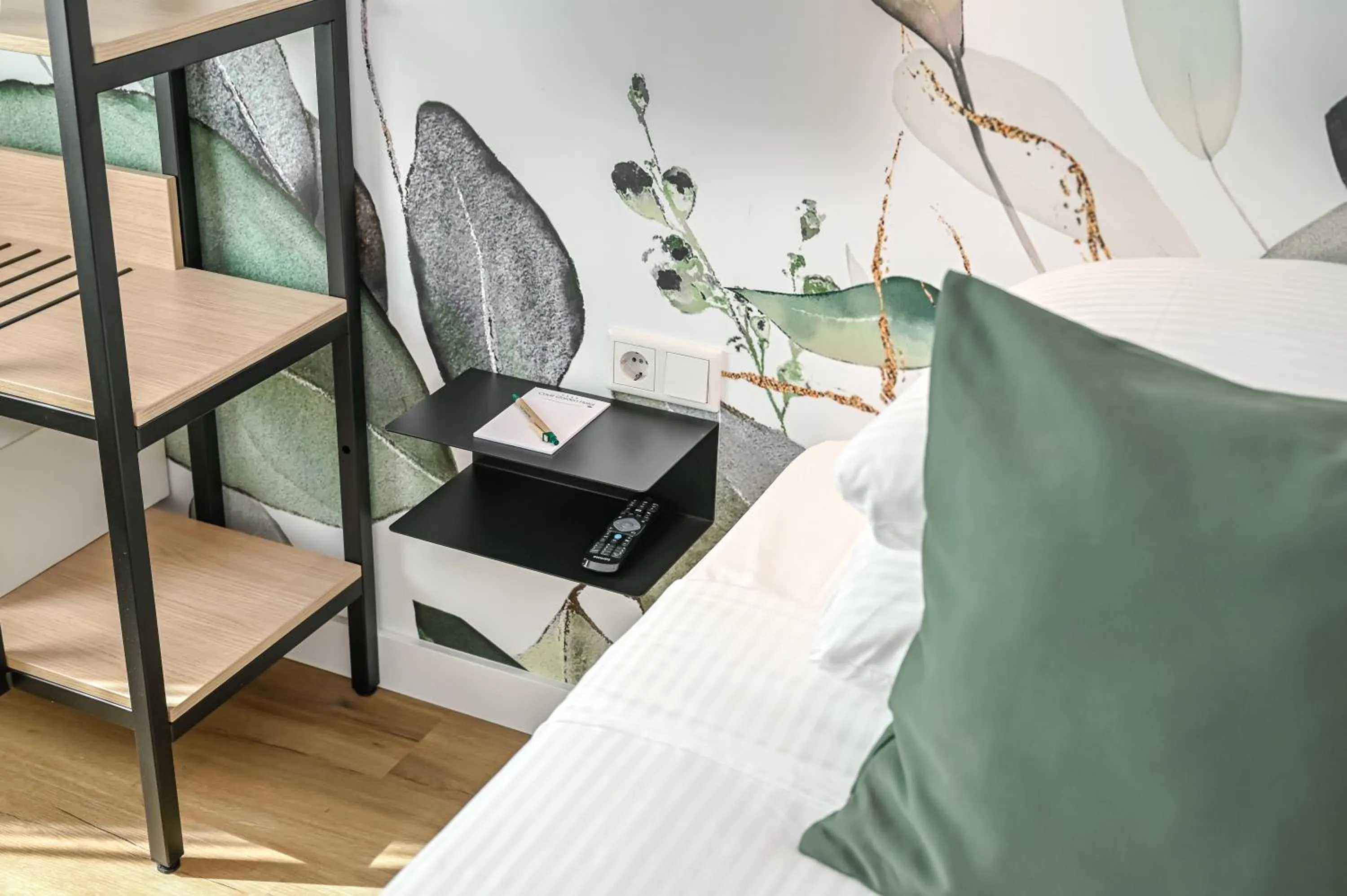 Bed in Court Garden Hotel