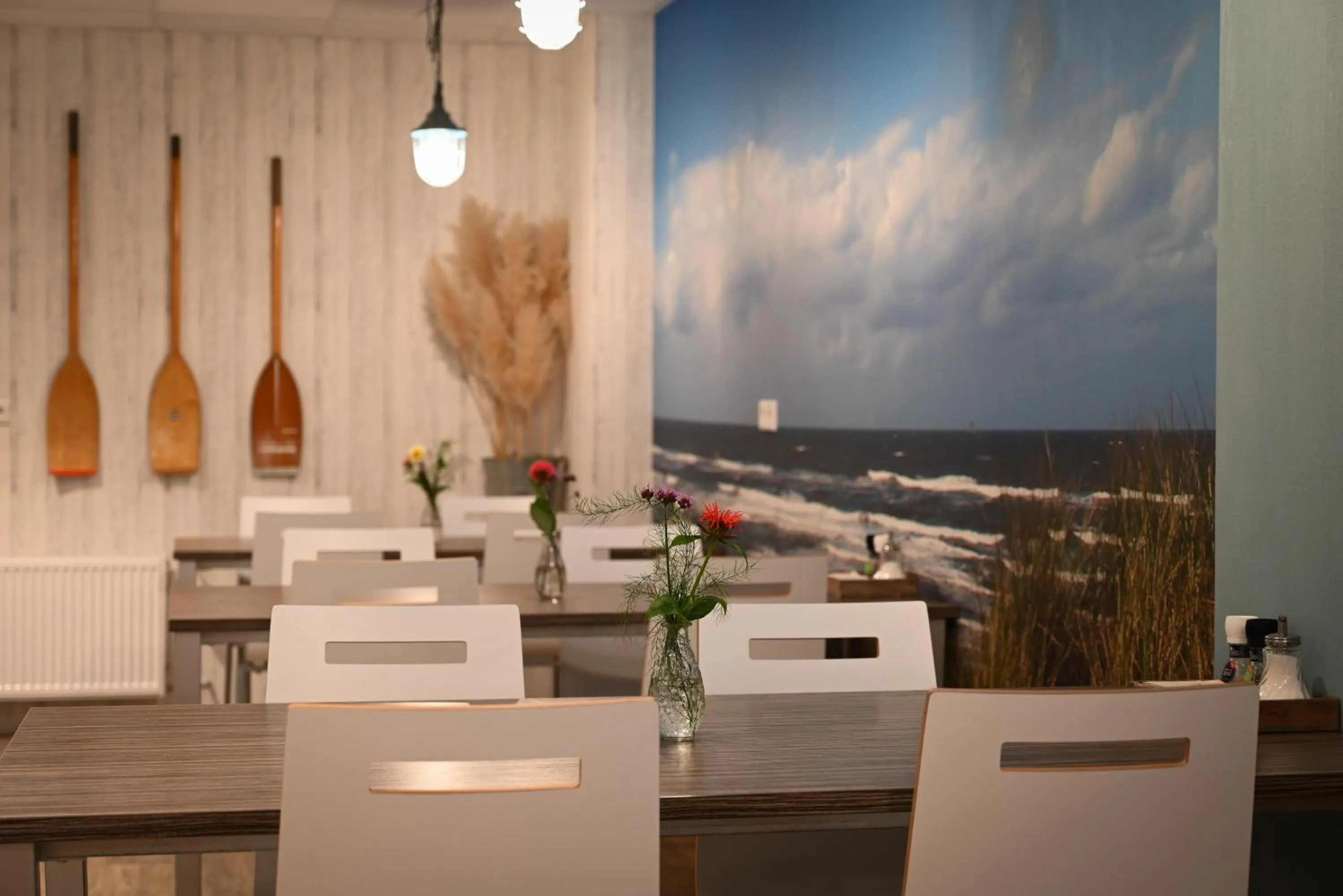 Breakfast in Court Garden Hotel