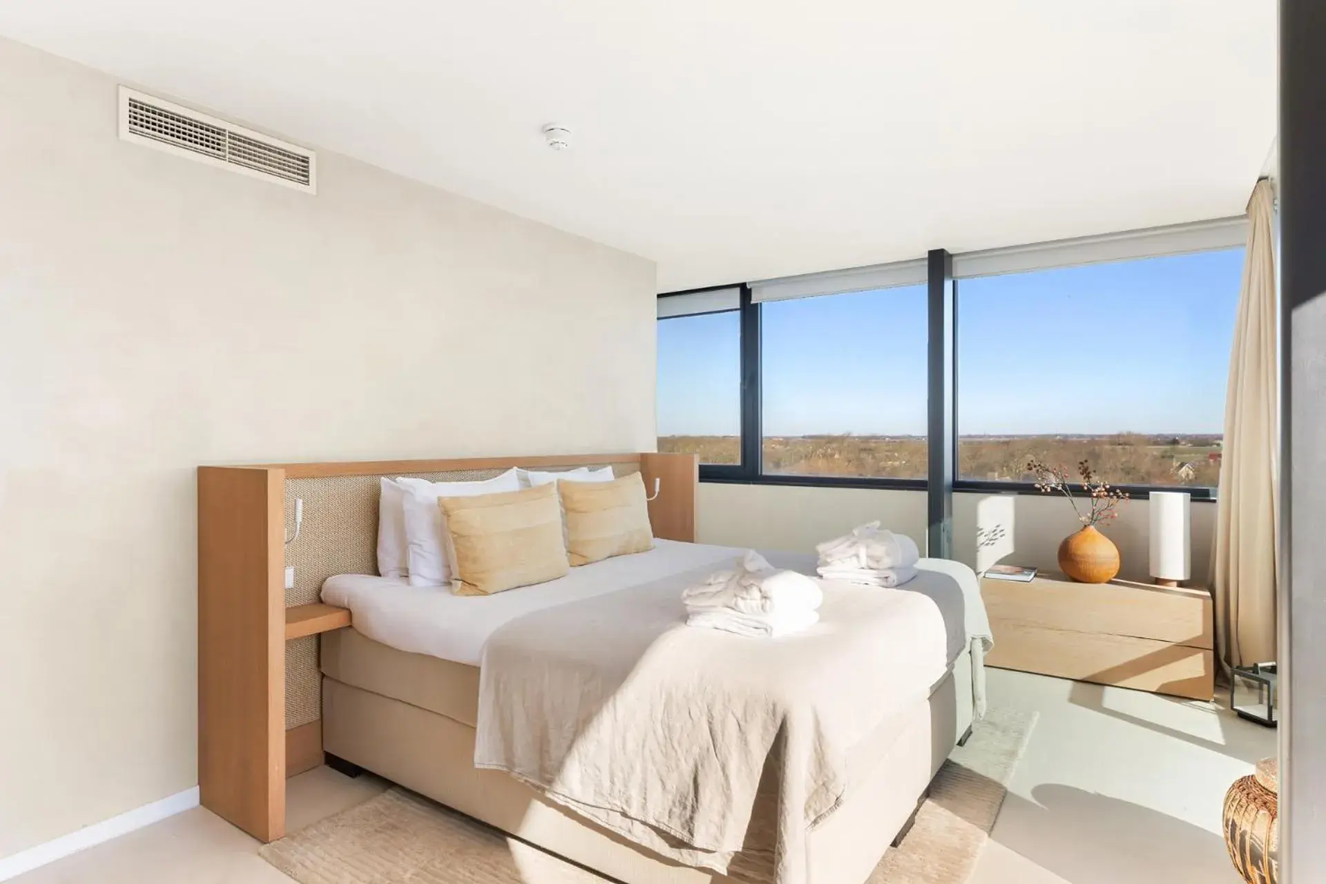 Duinlodge Deluxe - single occupancy - no pets allowed in Duinhotel Tien Torens Duinlodge Deluxe - single occupancy - no pets allowed in Duinhotel Tien Torens