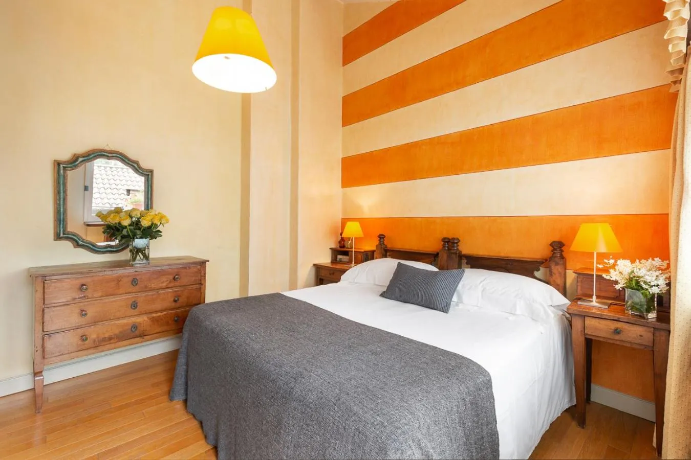 Bedroom in Hotel Pironi