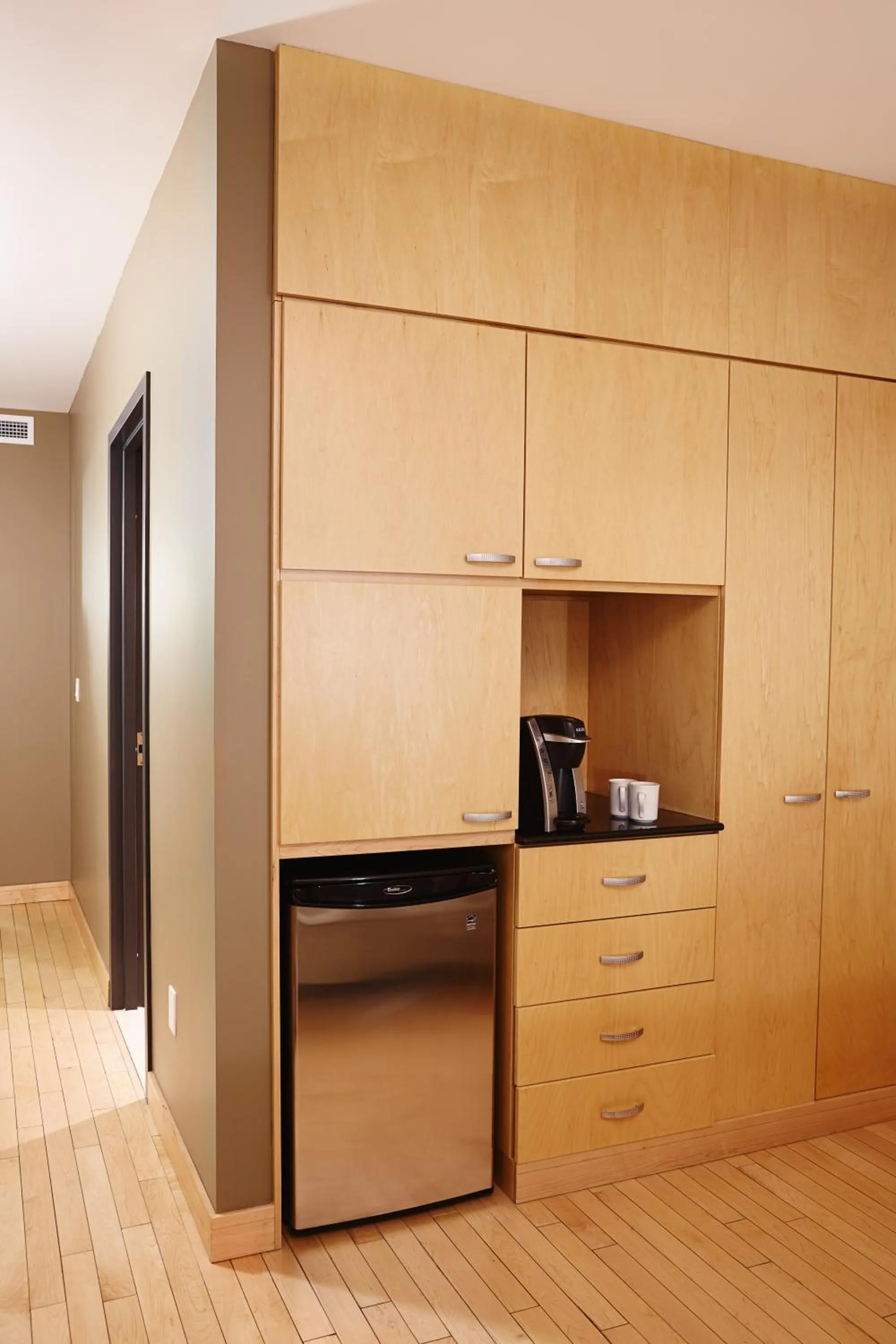 Living room in Le Dauphin St-Hyacinthe