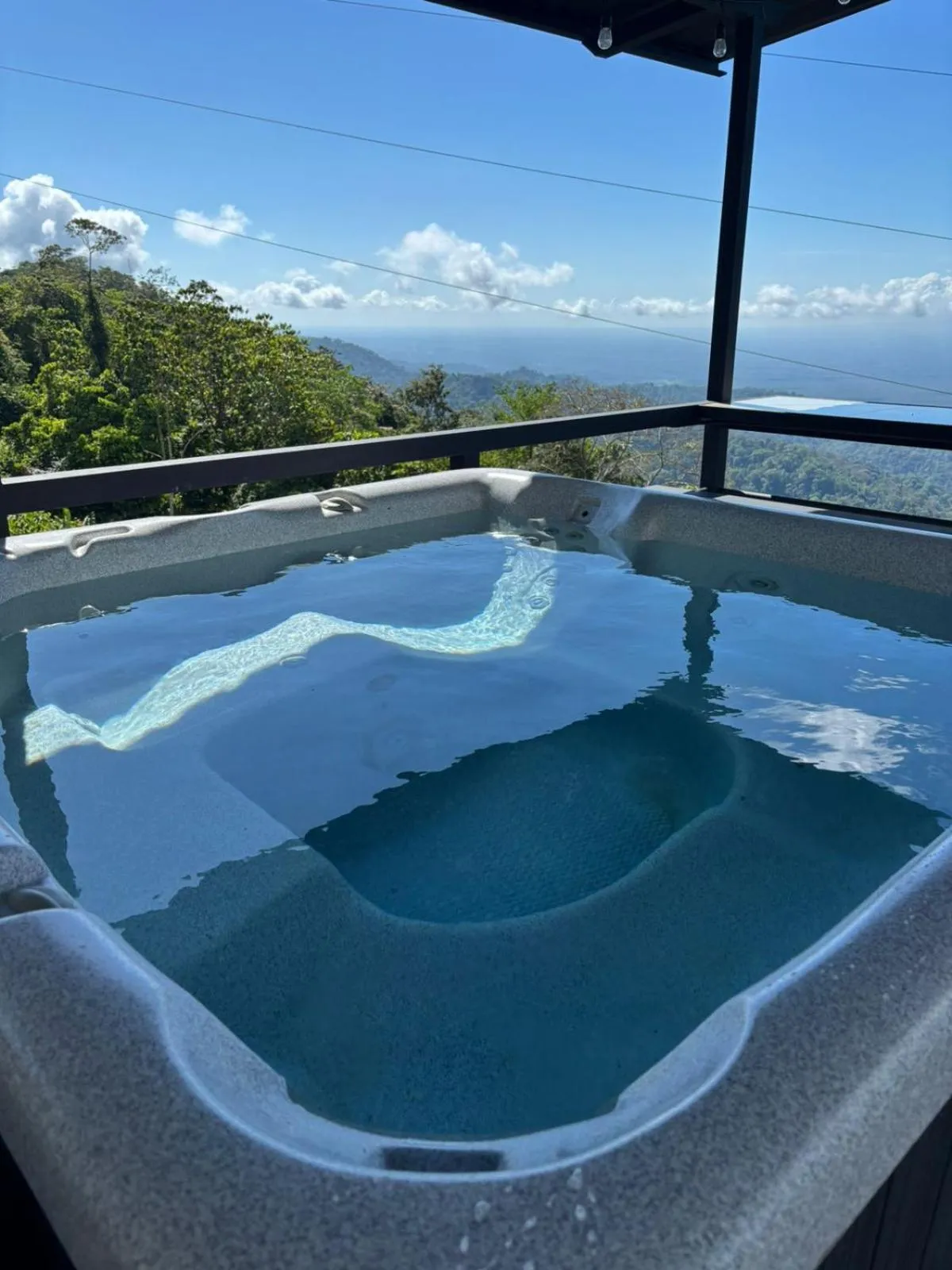 Swimming pool in Casa Linda Vista