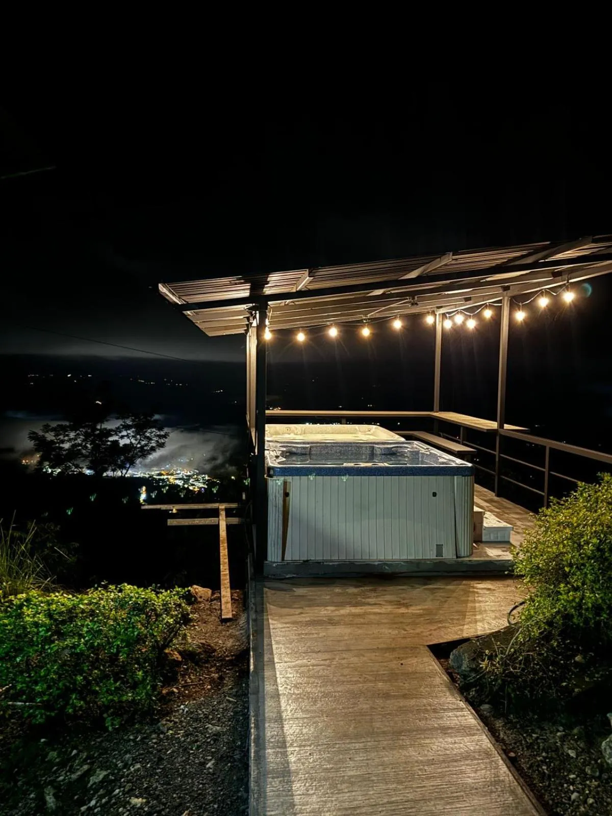 Hot Tub in Casa Linda Vista