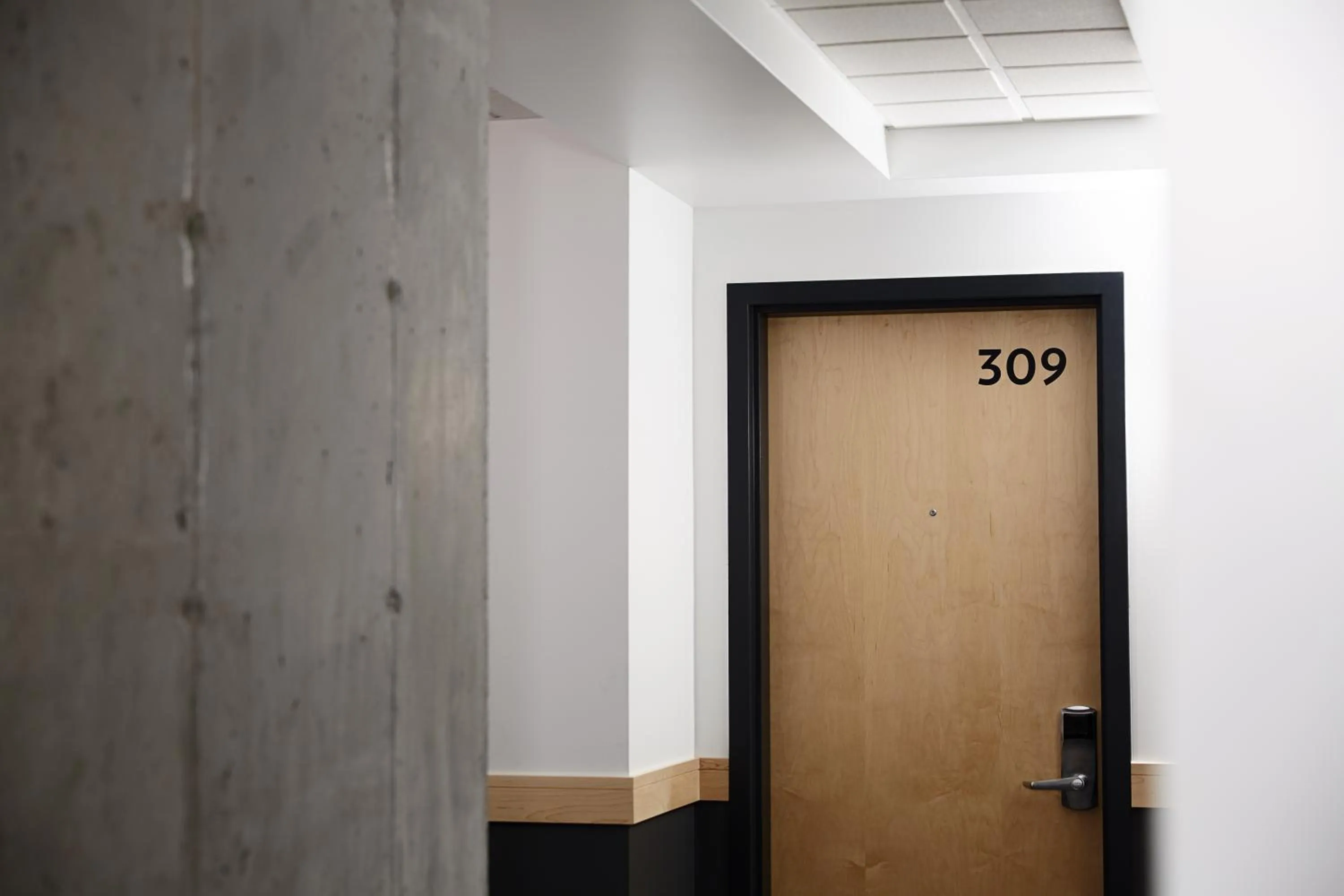 Other in Le Dauphin Montréal Centre-Ville