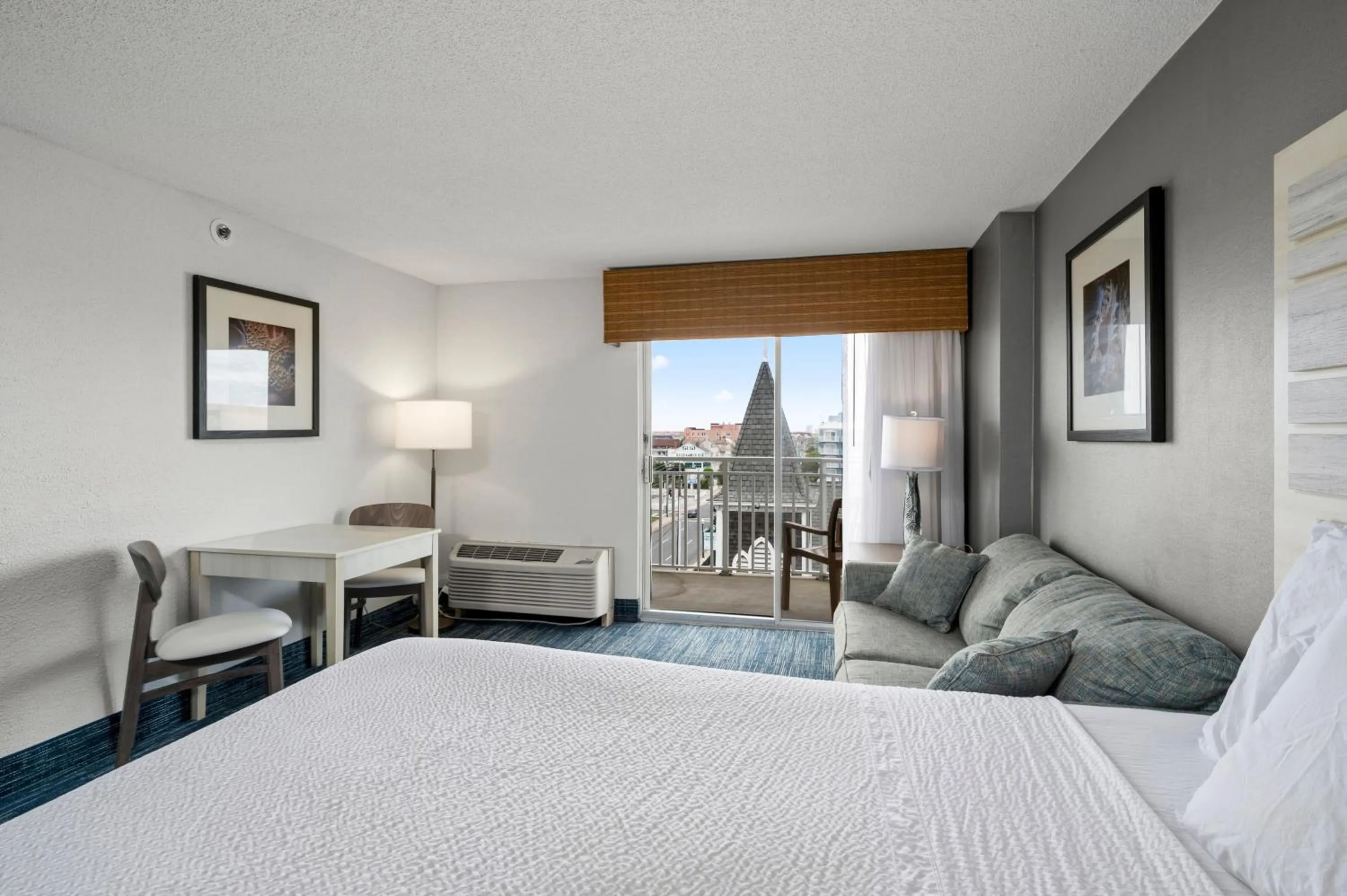 Bed in Hotel Monte Carlo Ocean City