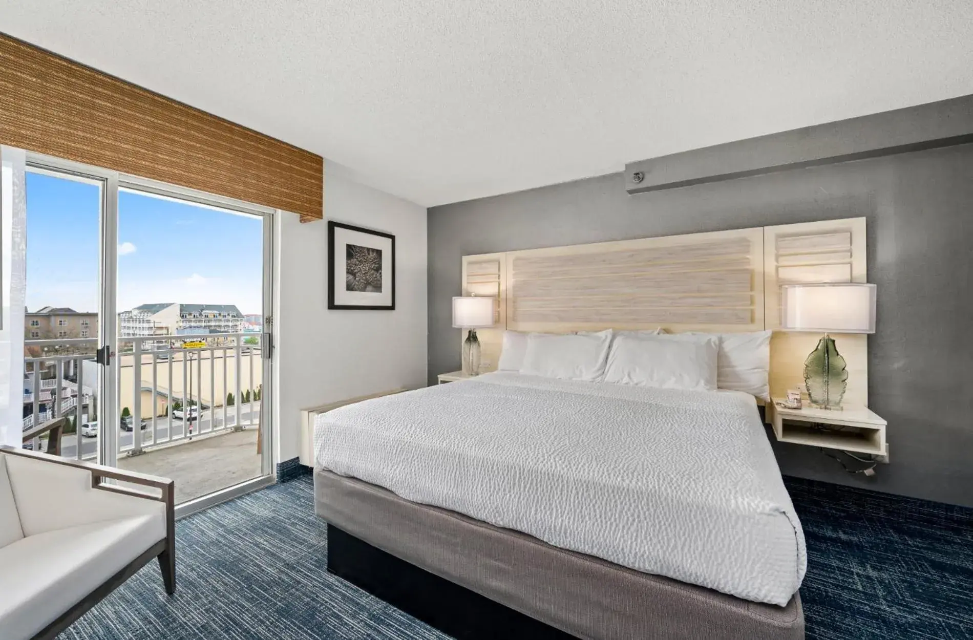 King Room in Hotel Monte Carlo Ocean City King Room in Hotel Monte Carlo Ocean City