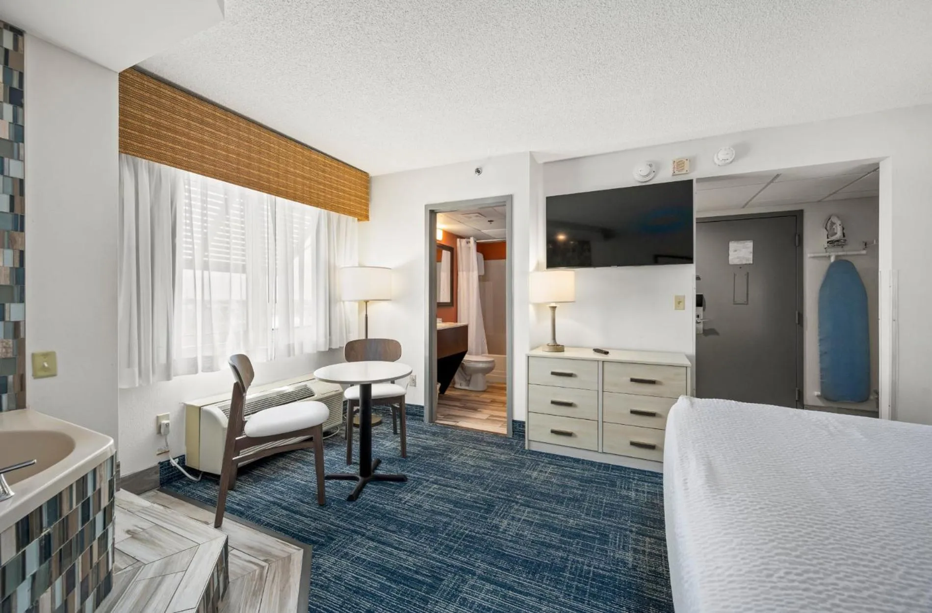 Photo of the whole room, Bed in Hotel Monte Carlo Ocean City