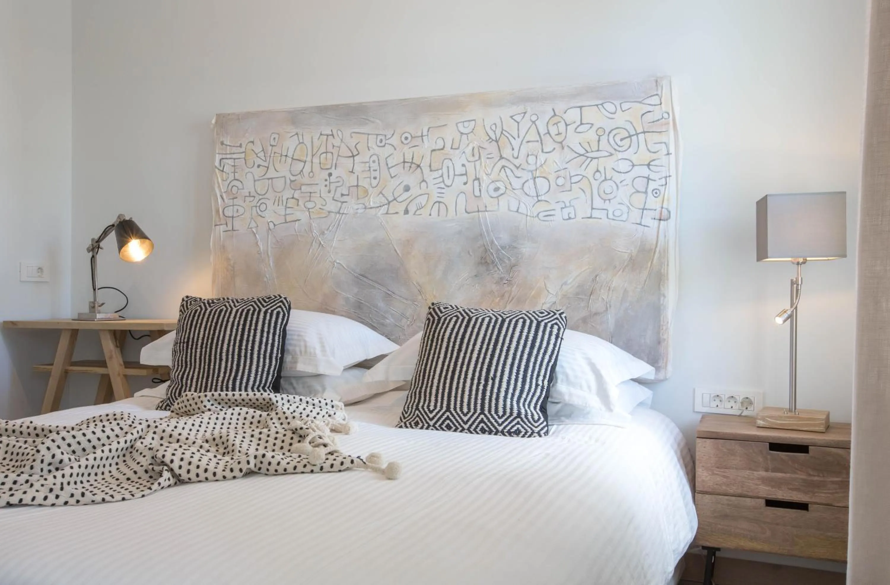 Bed in Amymone Suites