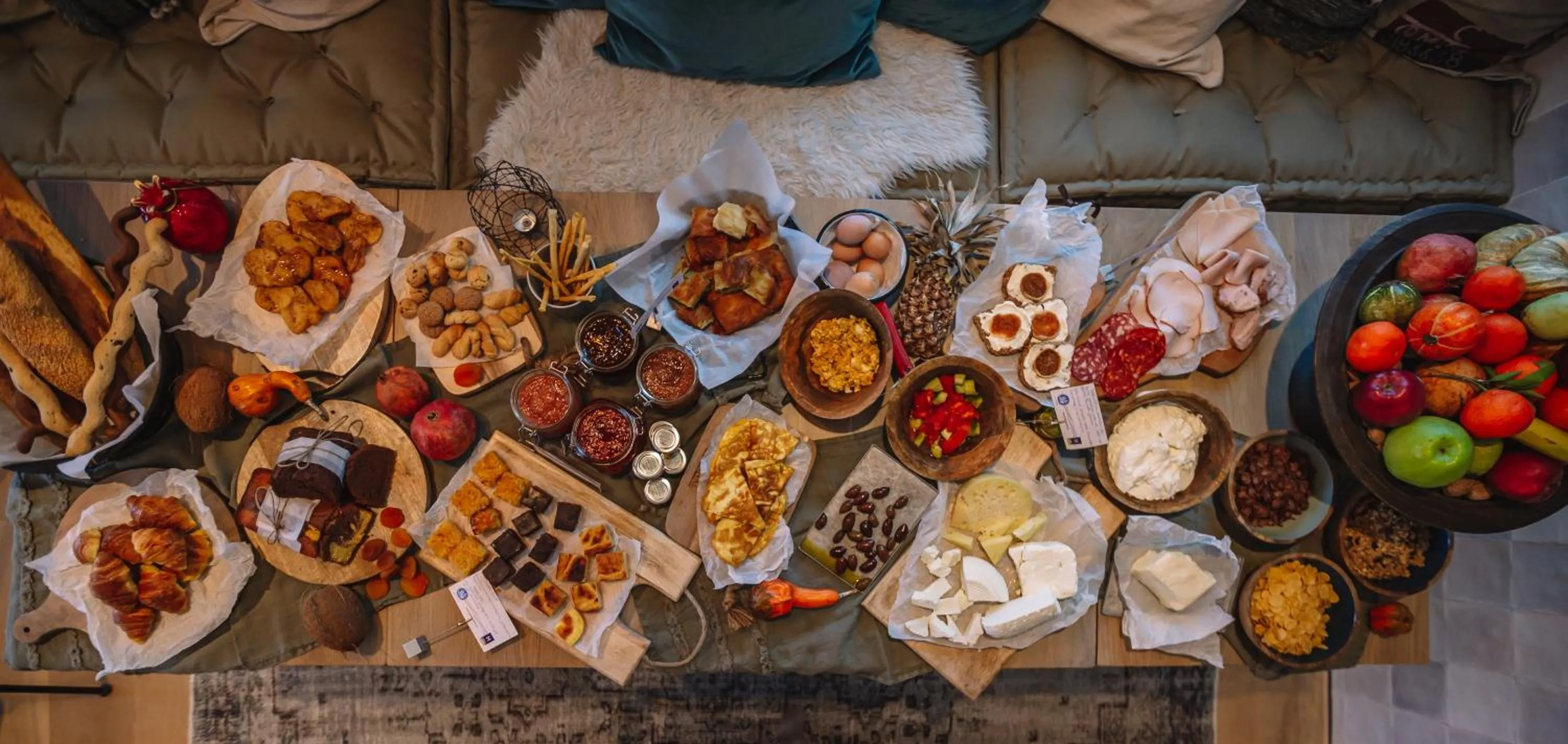 Food and drinks in Amymone Suites