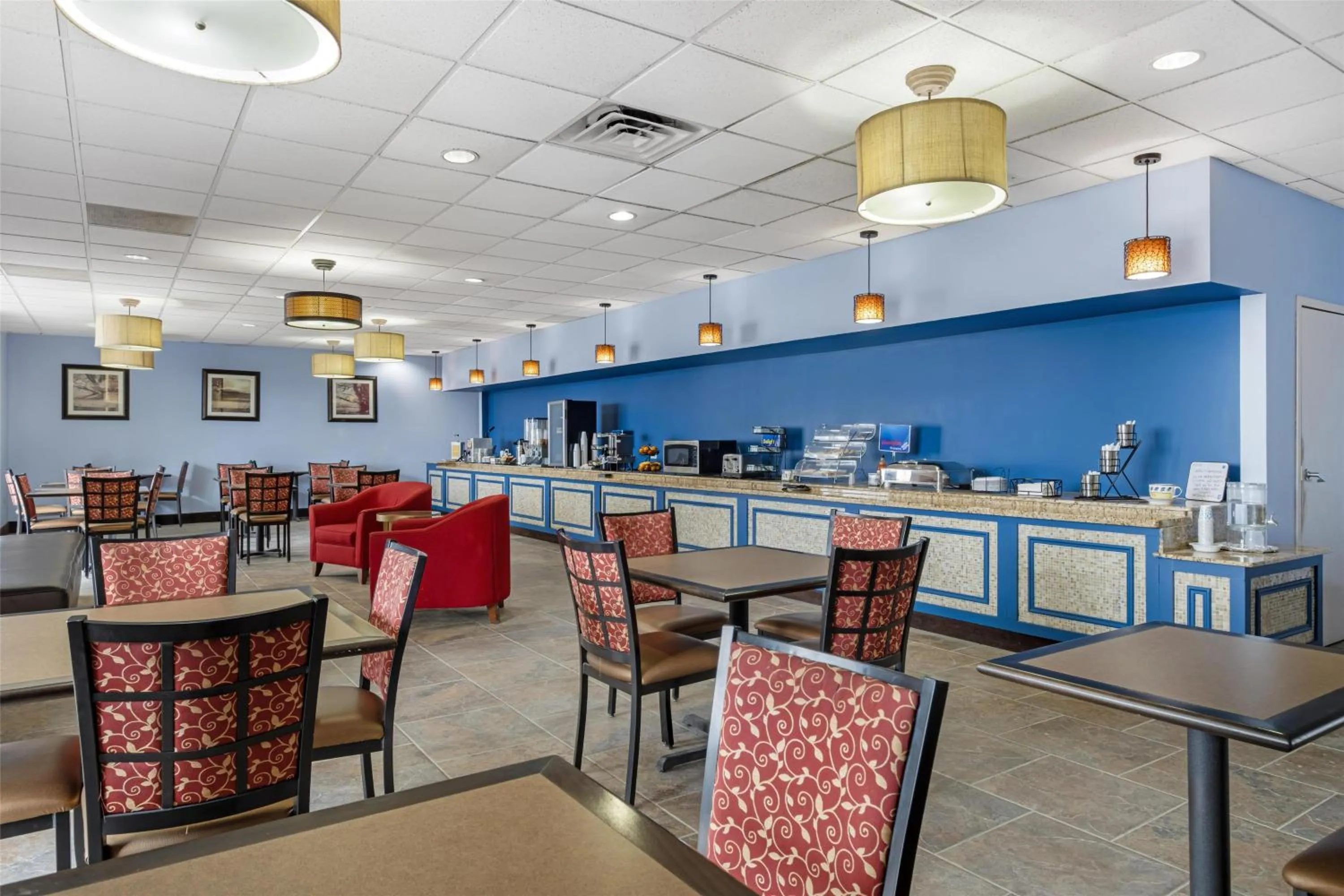 Breakfast in Best Western Richmond Hotel