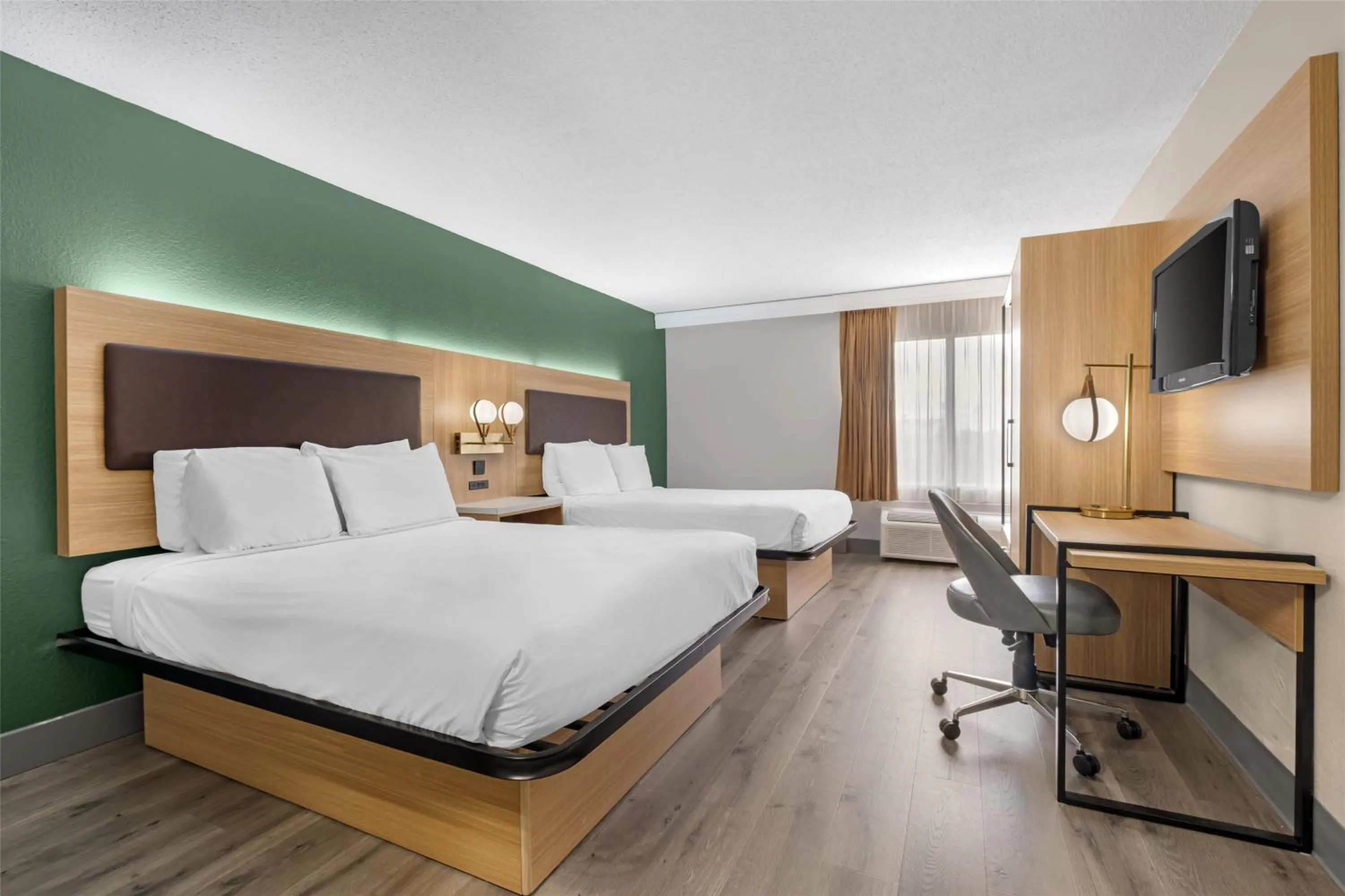 Bedroom in Best Western Richmond Hotel