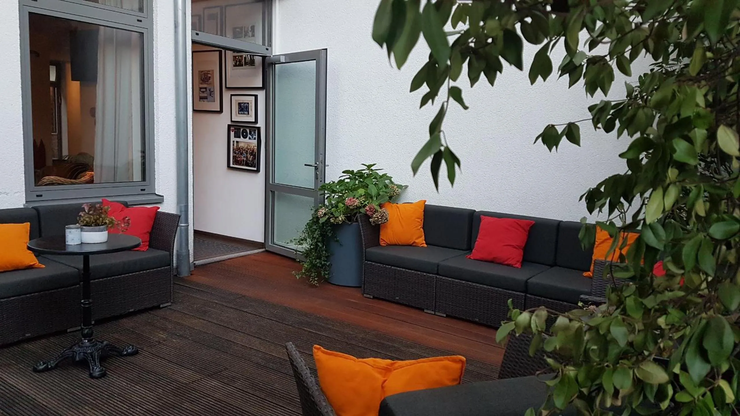 Patio in Hostel Köln