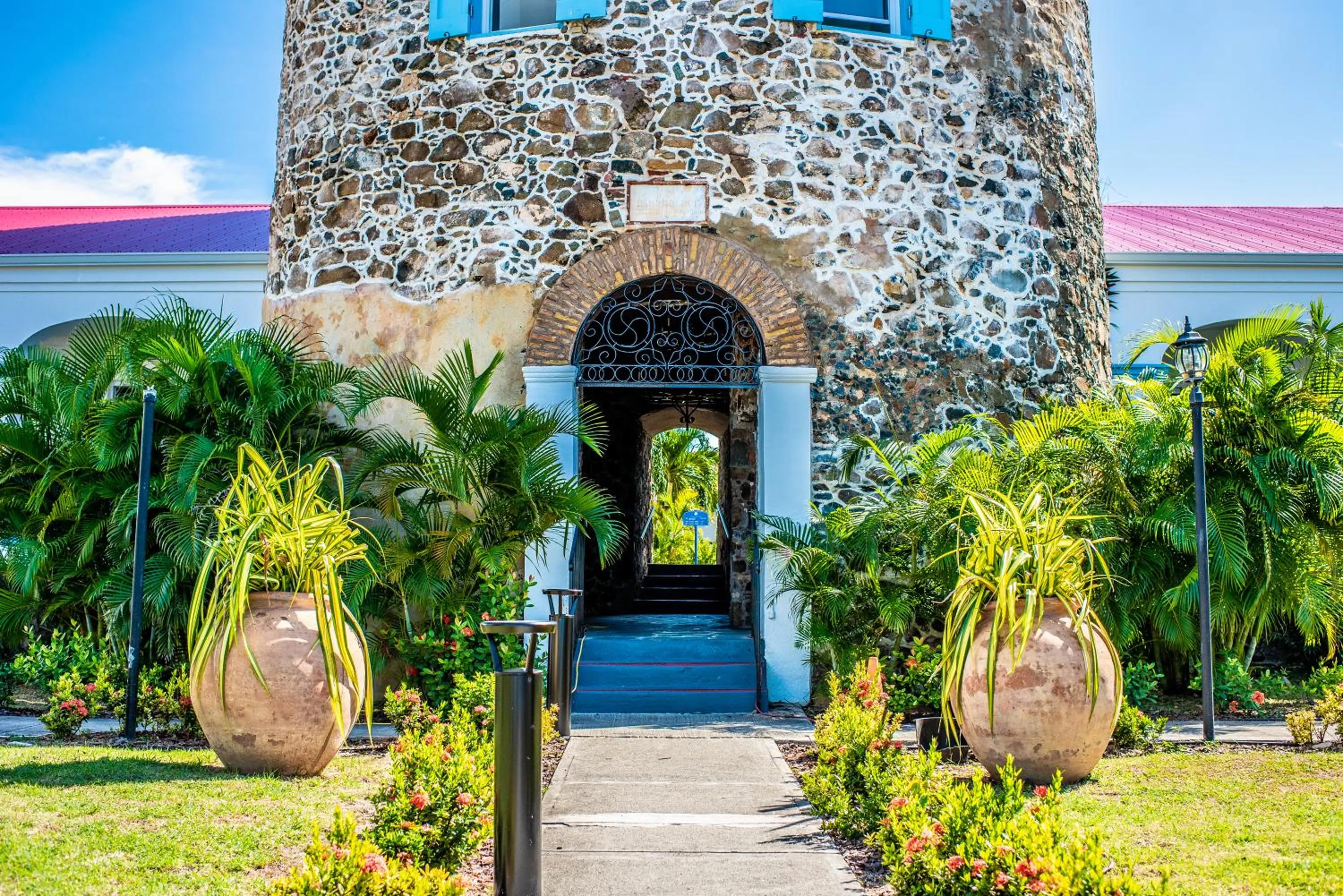 Facade/entrance in Castle Villas at Bluebeards