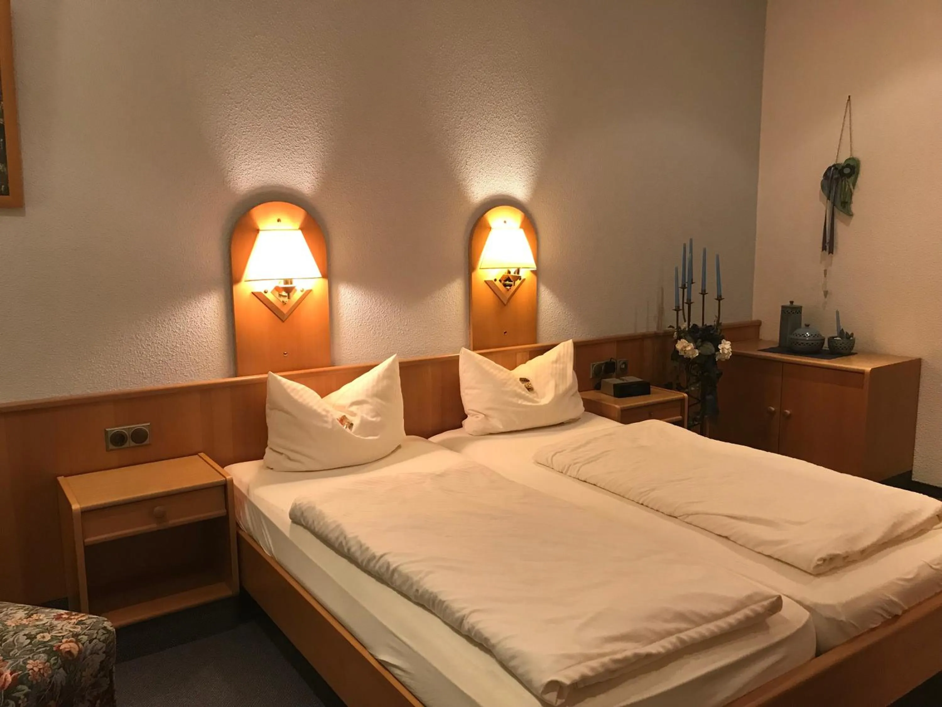 Bed in Gasthof & Hotel Goldener Hirsch