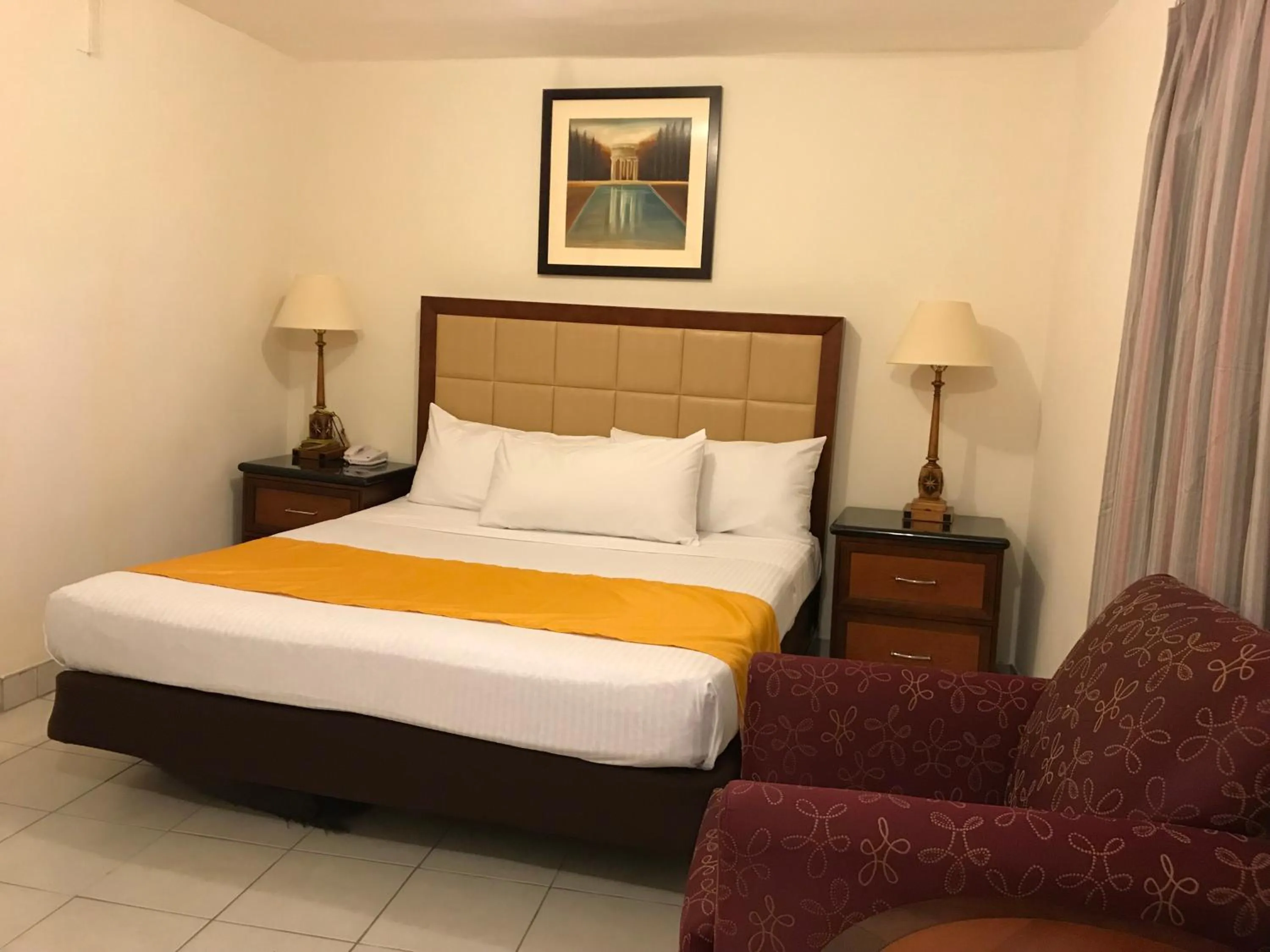 Bed in Hotel Guillen Jr