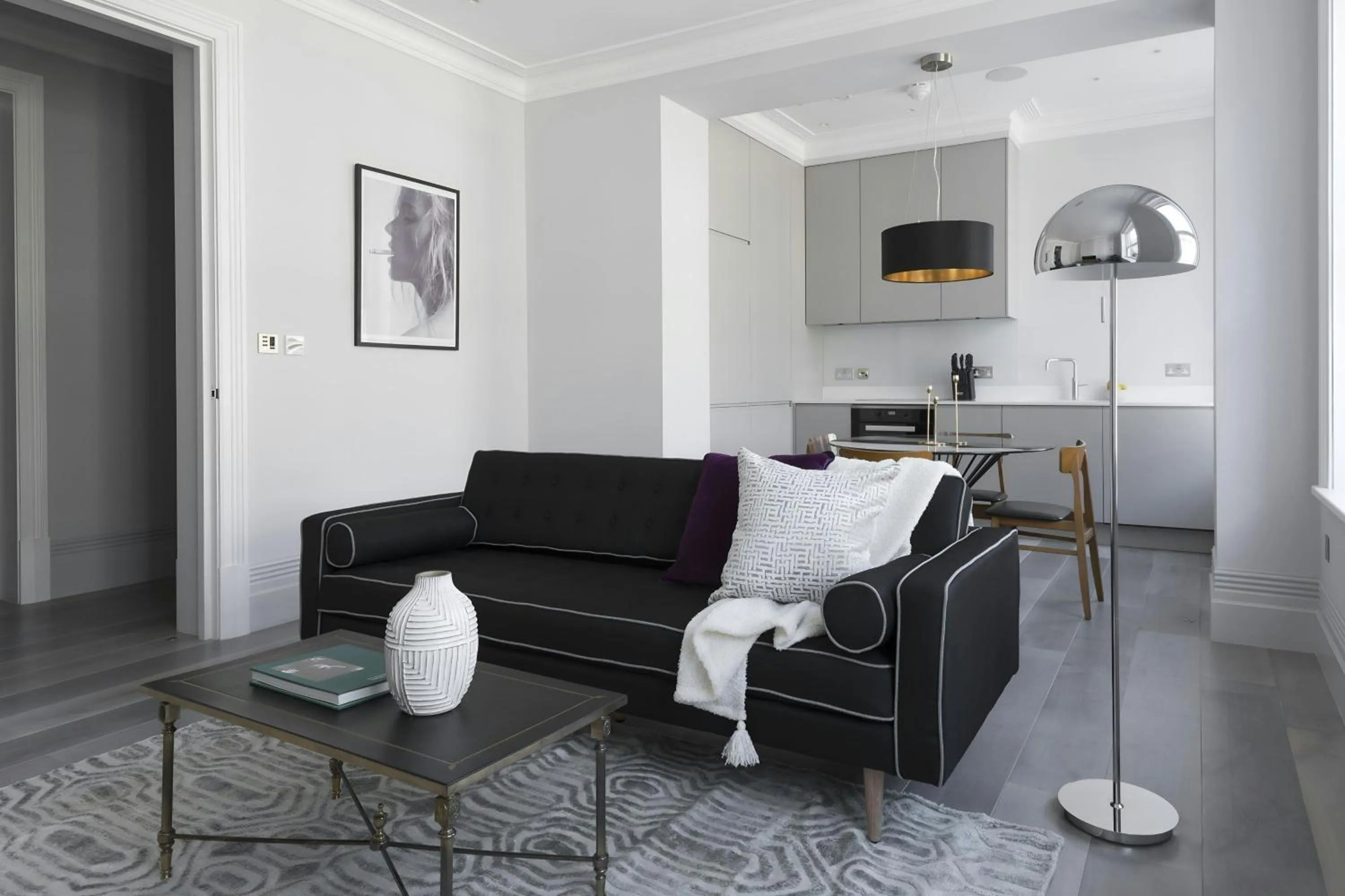 Living room in Sonder by Marriott Bonvoy Museum House Apartments British Museum