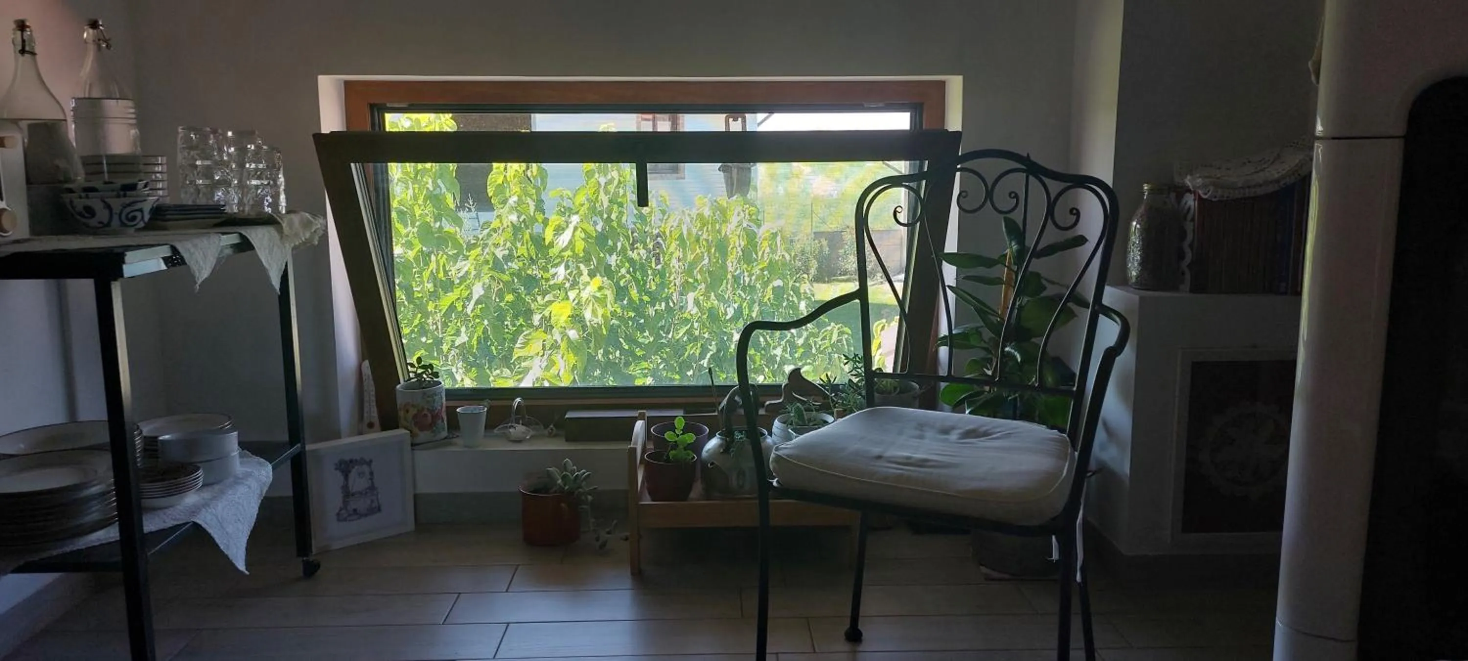 Breakfast in B&B Books & Bikes