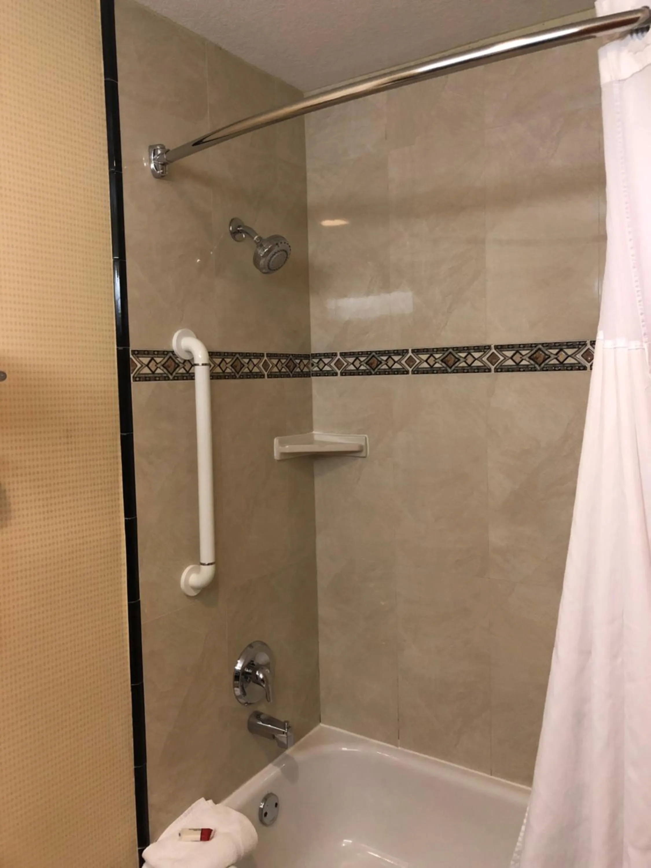 Shower in Days Inn & Suites by Wyndham Fort Pierce I-95