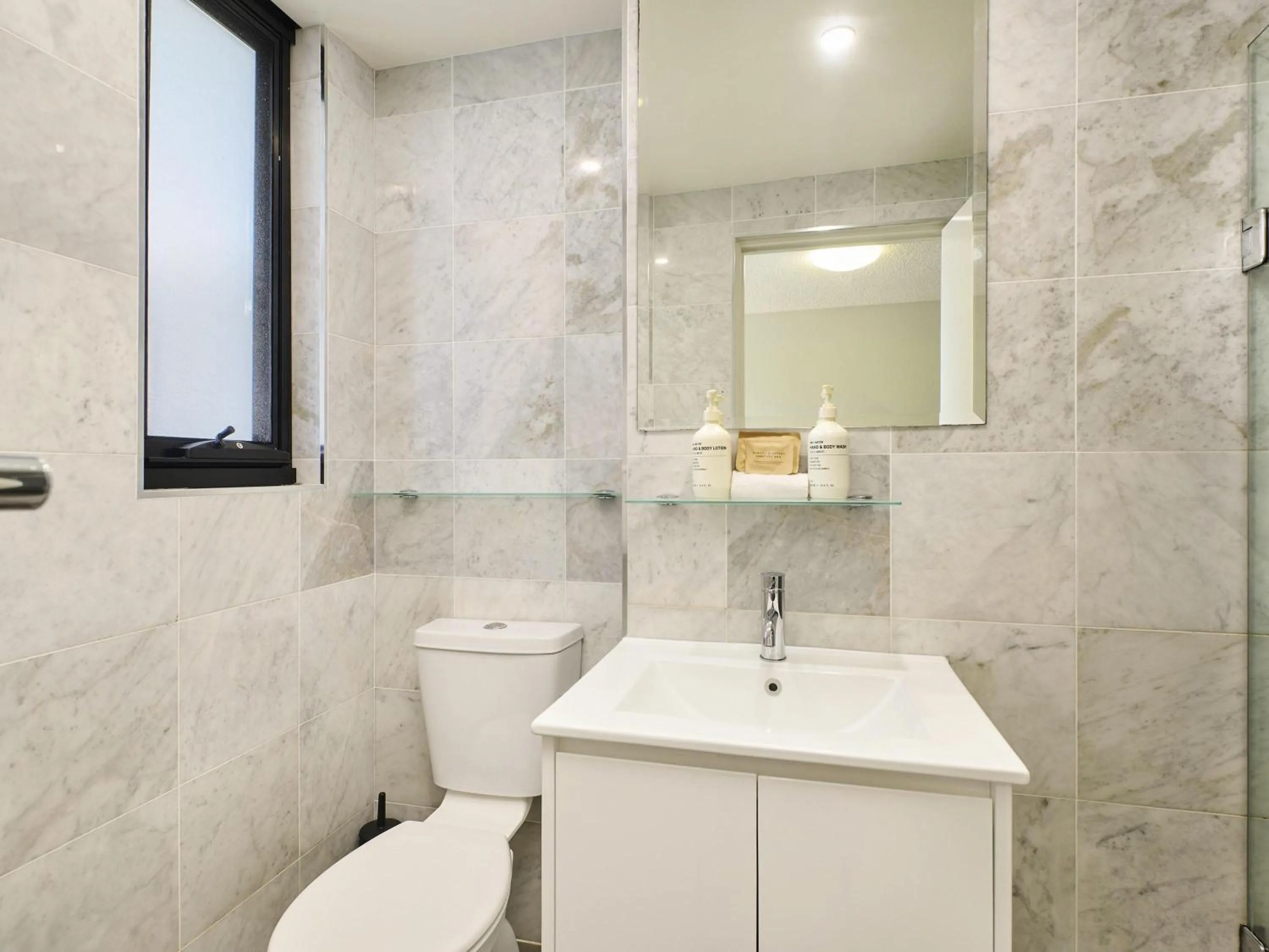 Bedroom in ibis Styles Port Macquarie